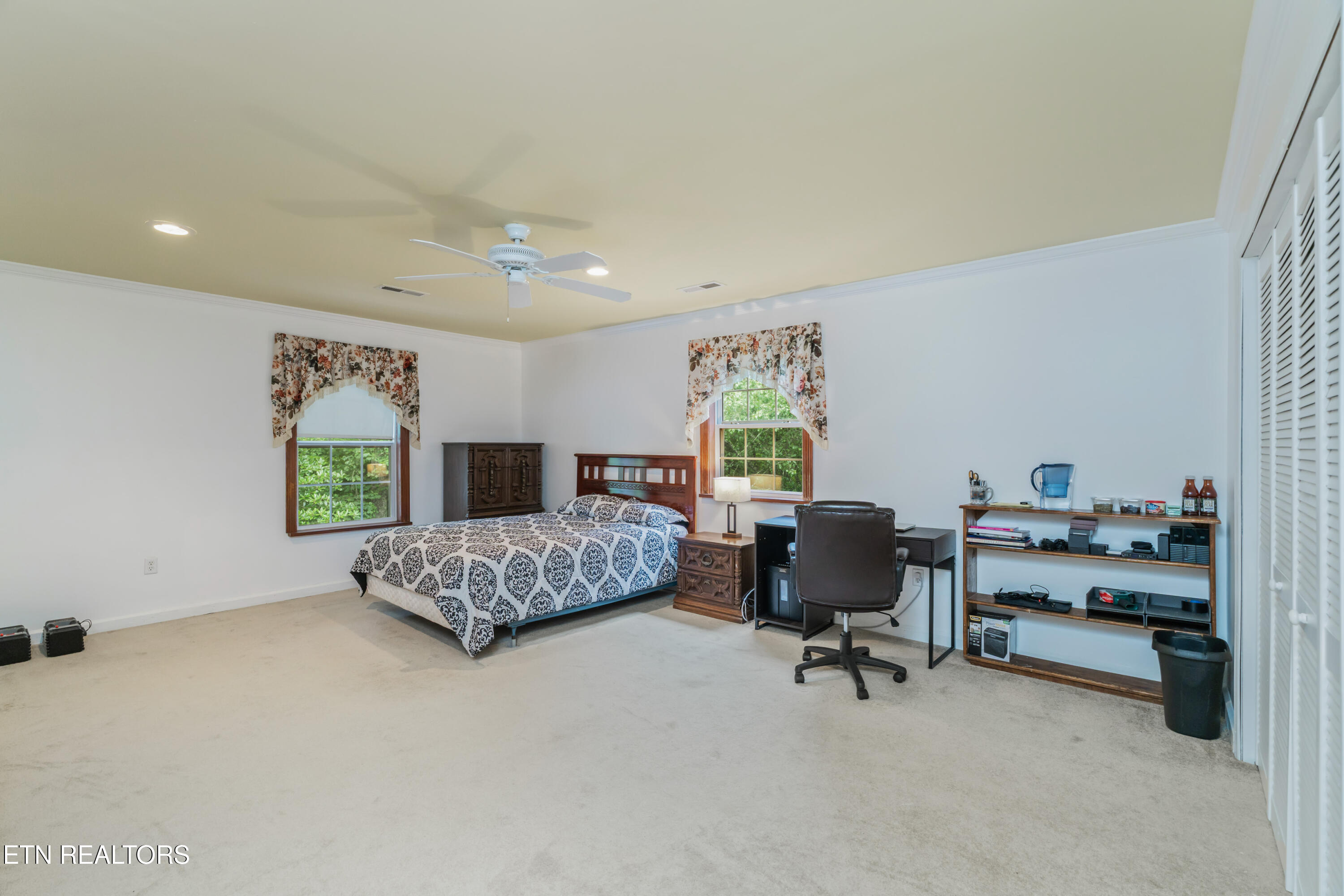 233 Duncan Hollow Road Harriman TN 37748