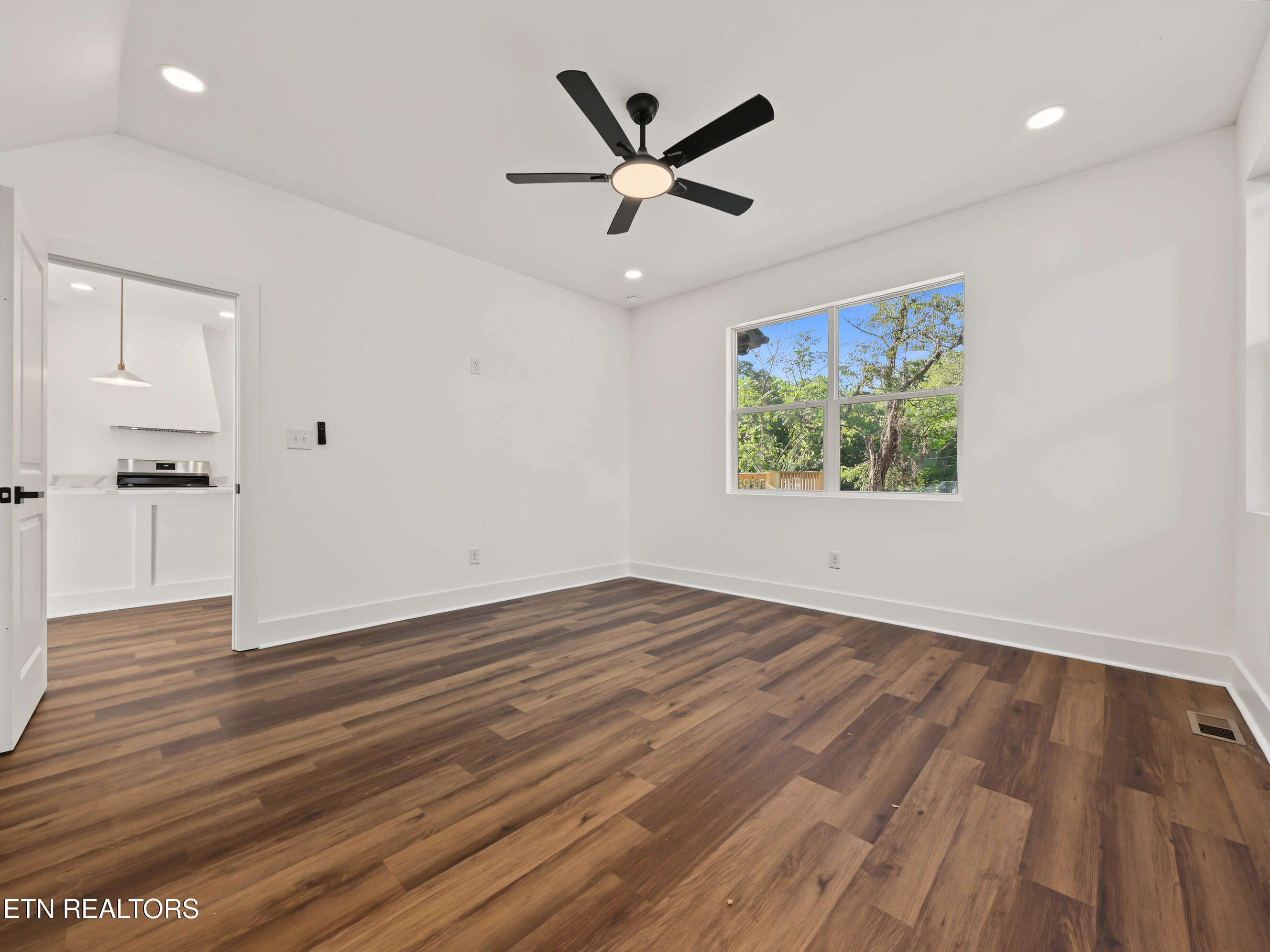 2121 Garfield Avenue Knoxville TN 37915