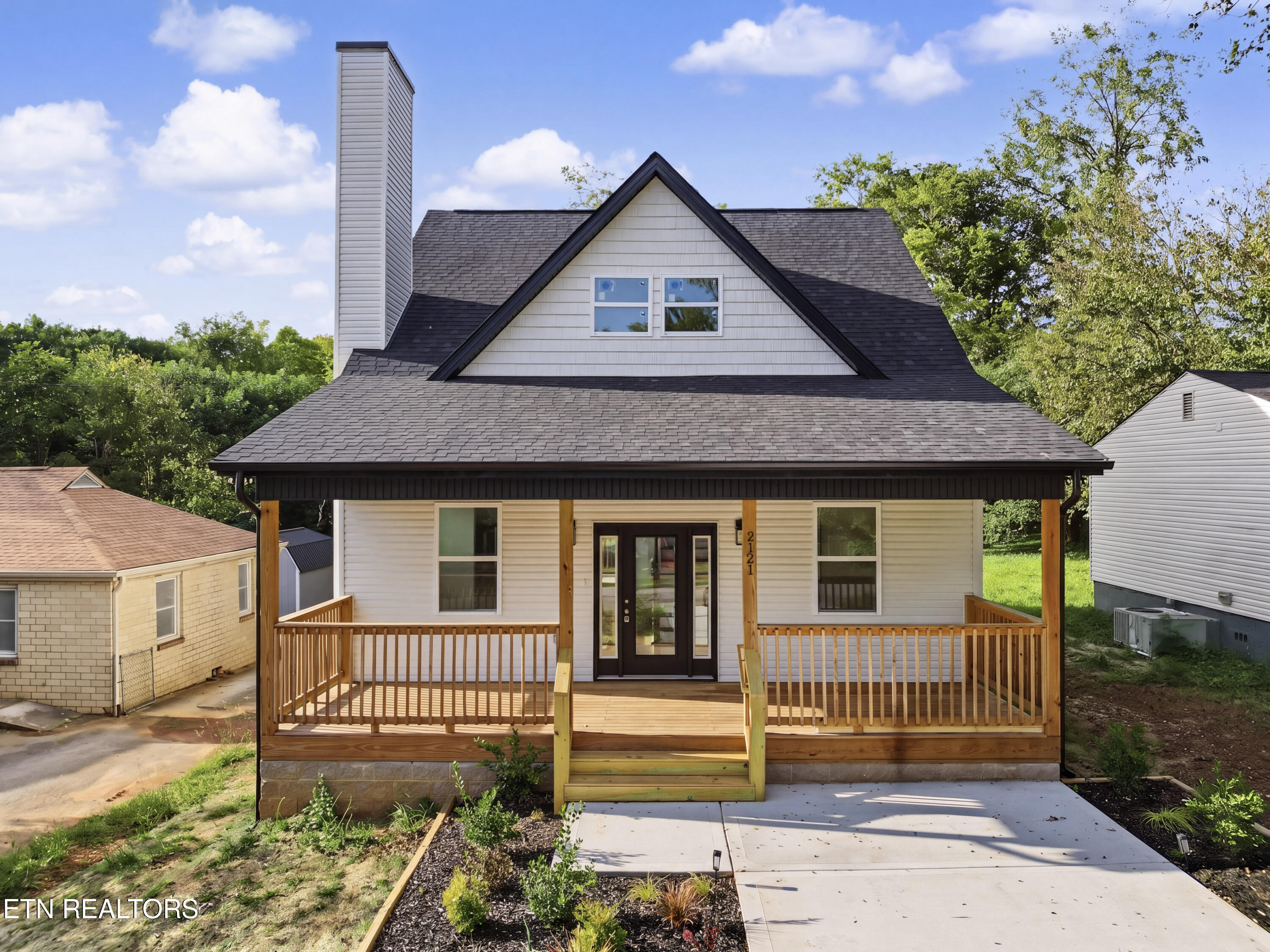 2121 Garfield Avenue Knoxville TN 37915