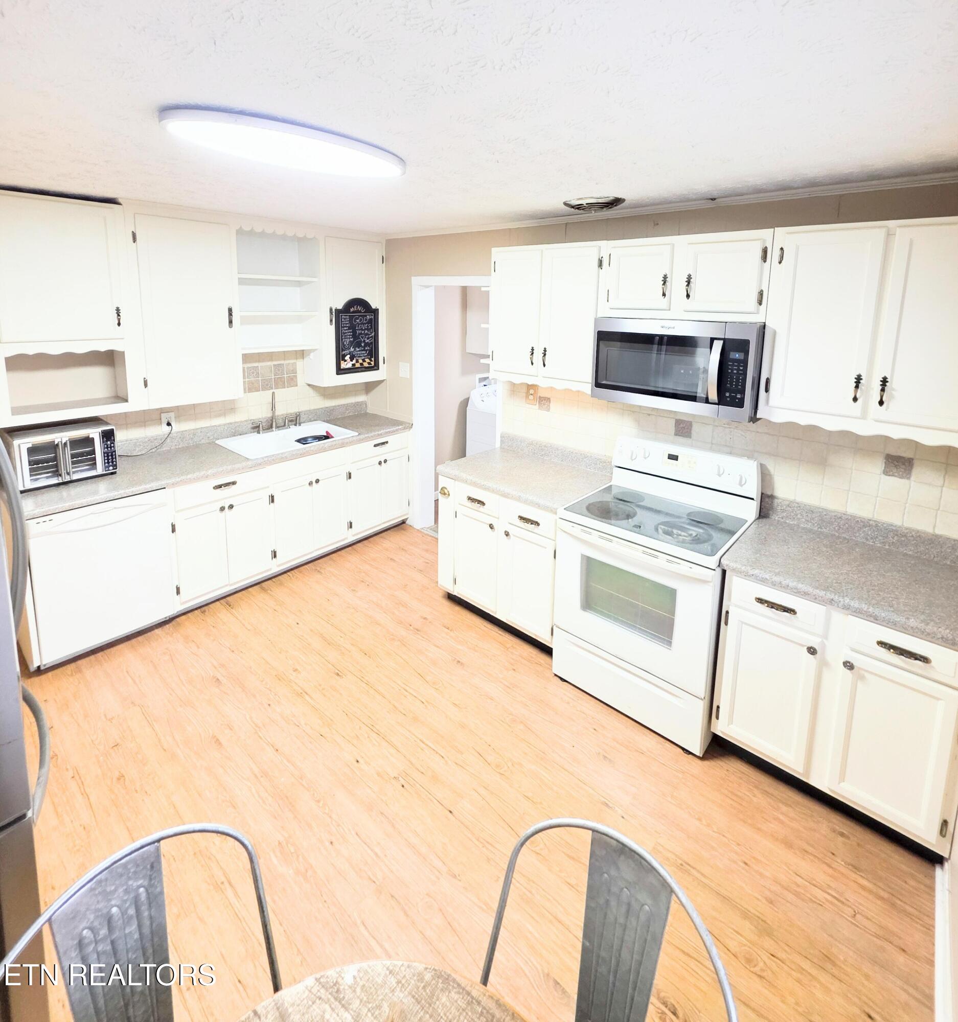 901 Valley Vista Drive Loudon TN 37774