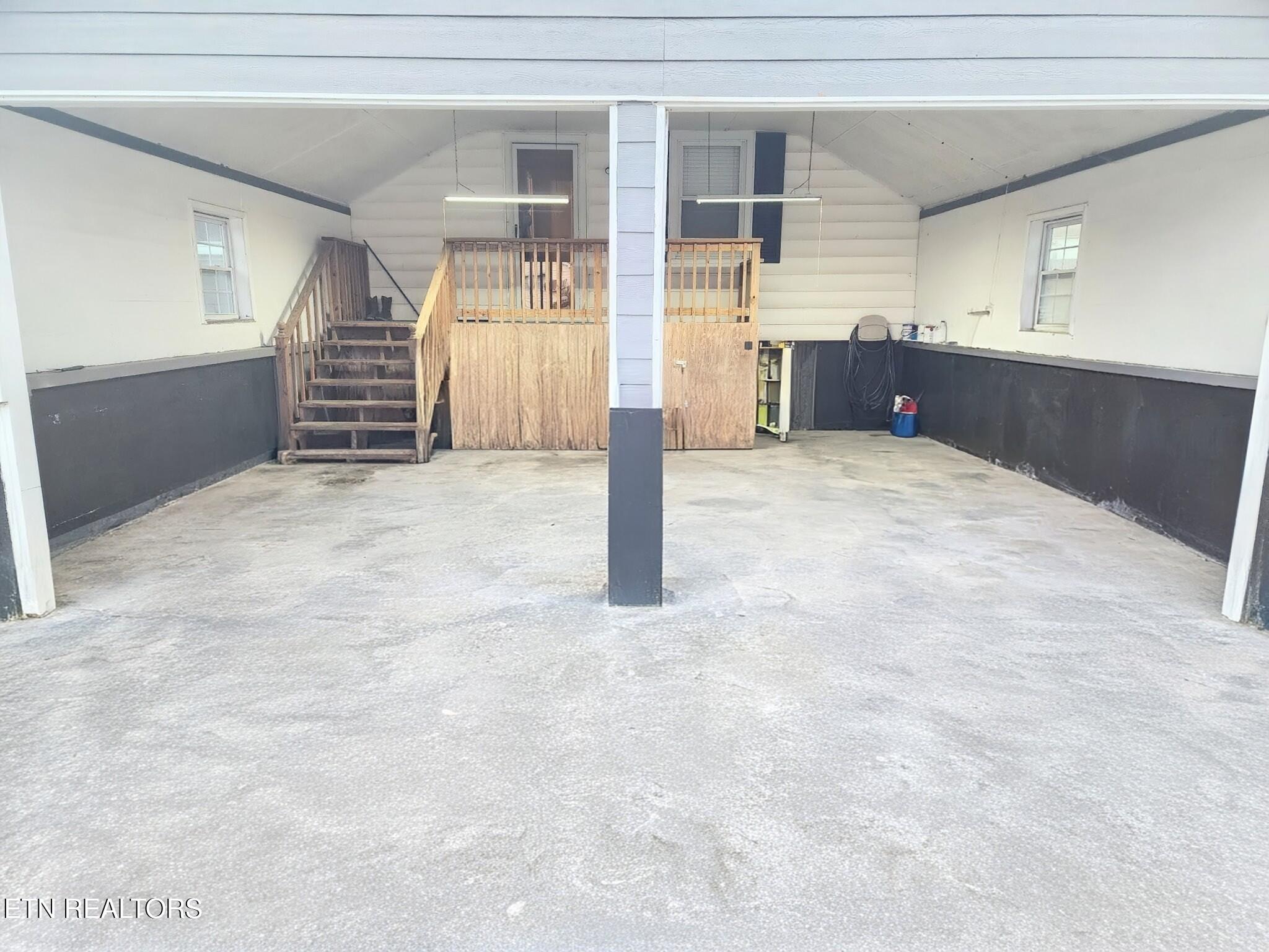 901 Valley Vista Drive Loudon TN 37774