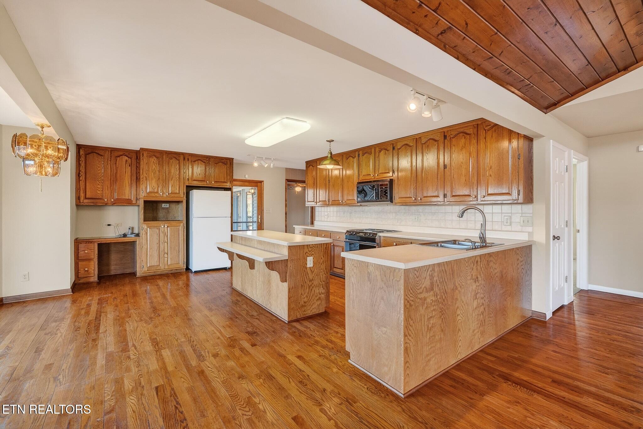 1634 Falling Water Road Sparta TN 38583