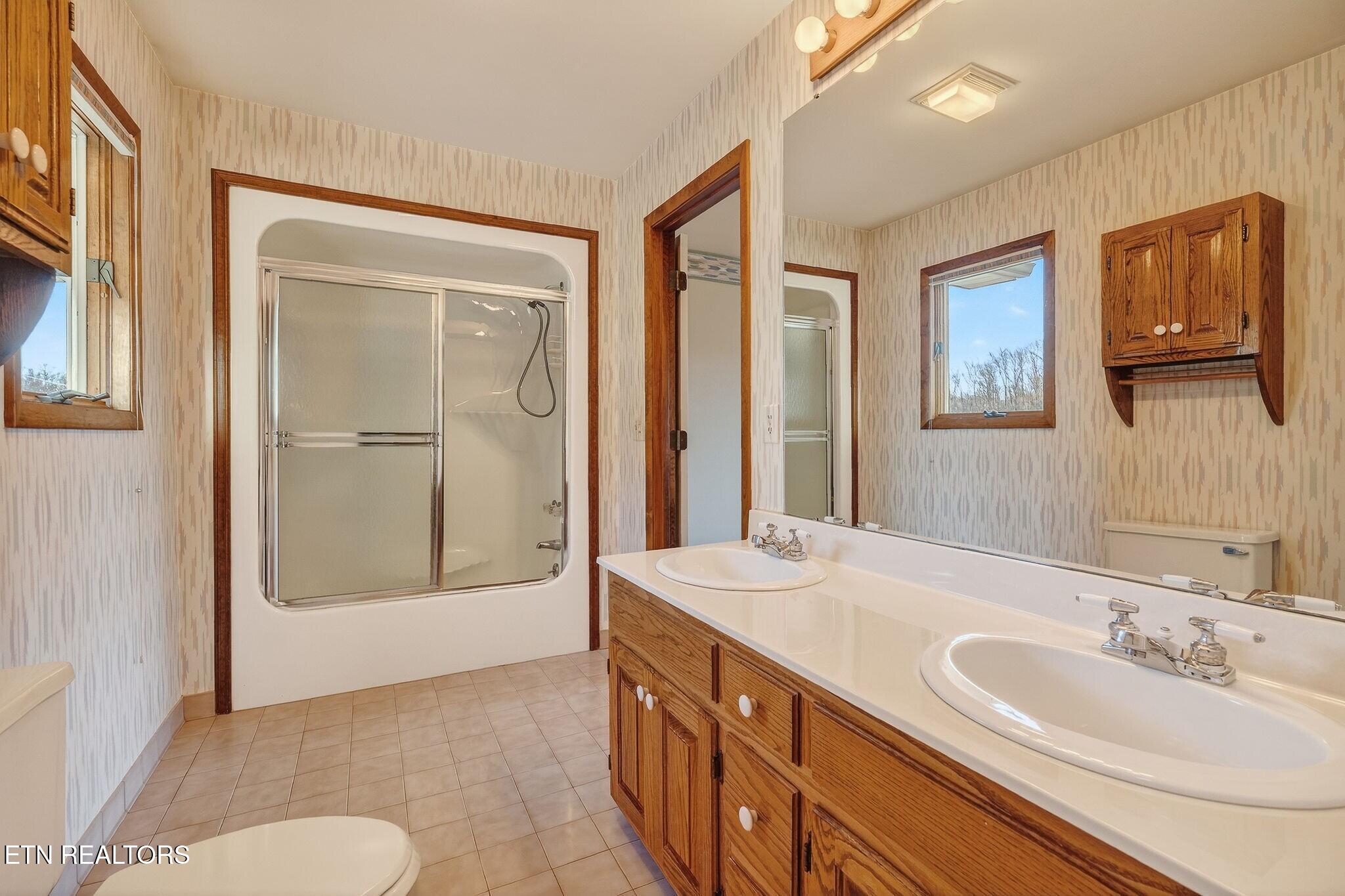 1634 Falling Water Road Sparta TN 38583