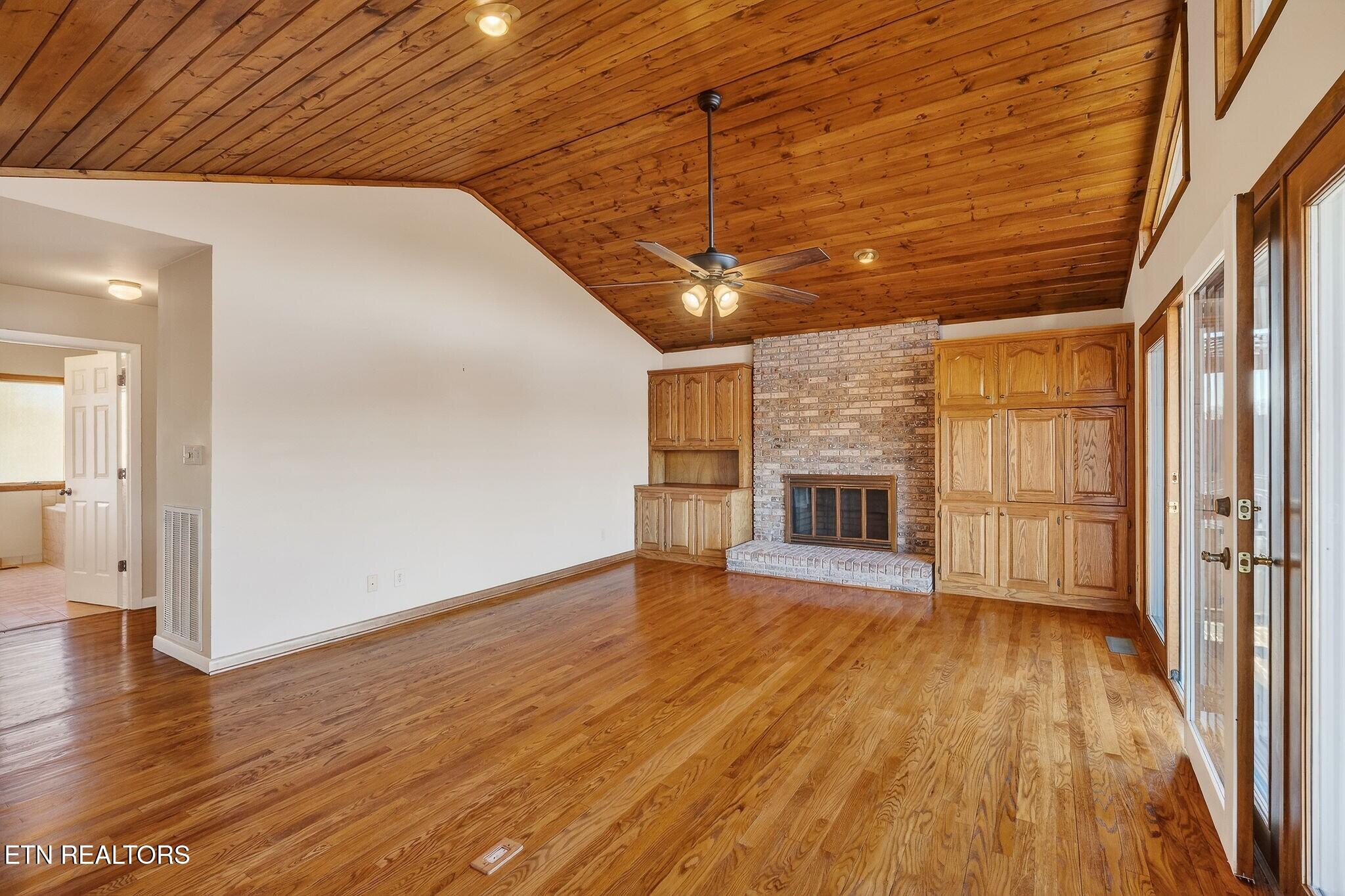 1634 Falling Water Road Sparta TN 38583