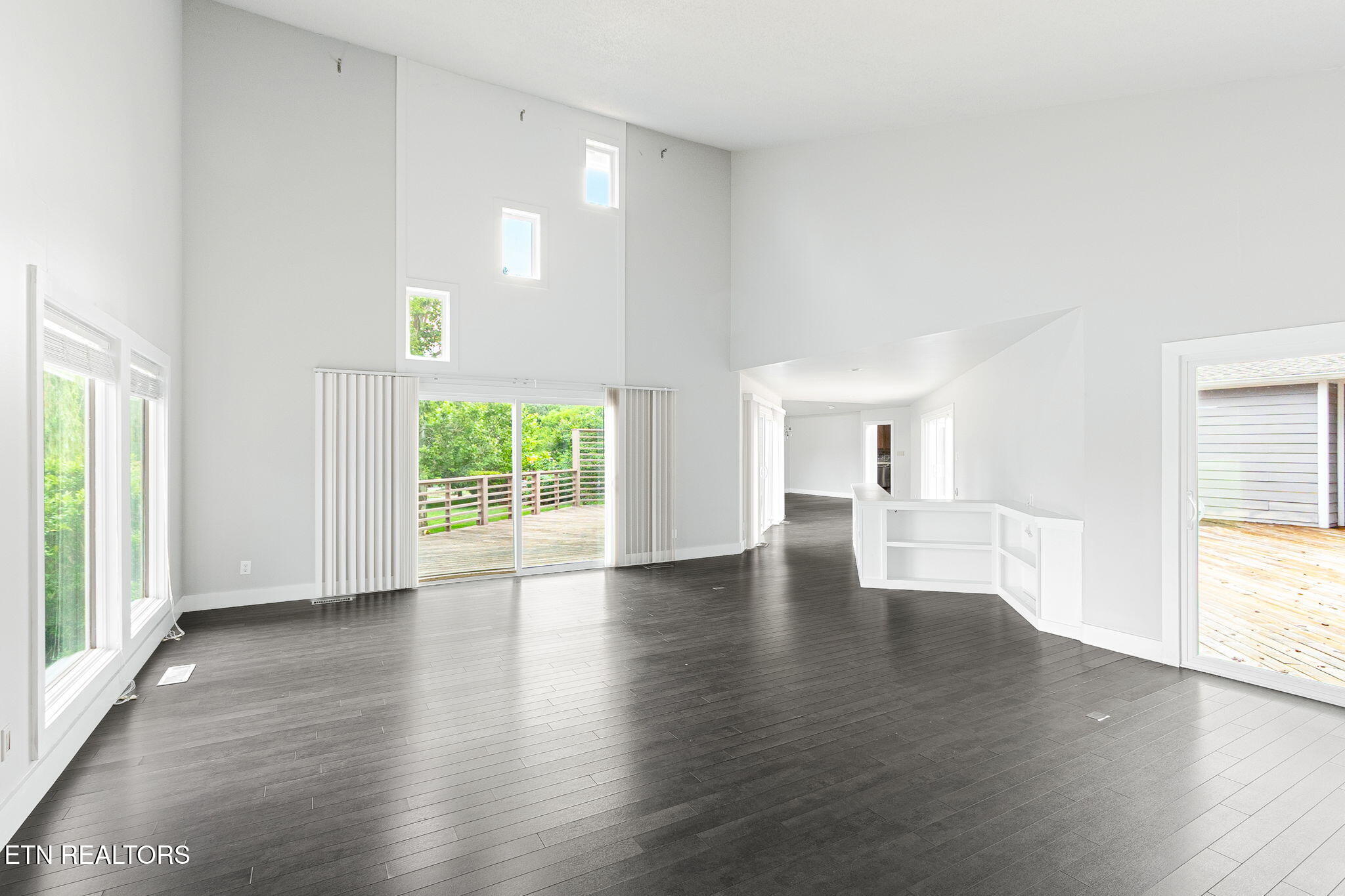 12013 N Fox Den Drive Knoxville TN 37934