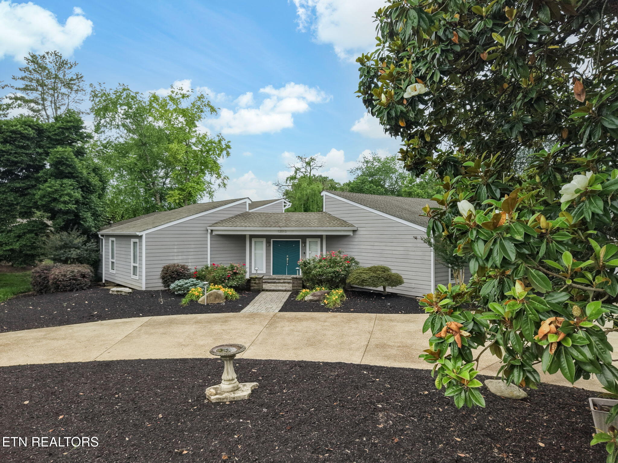 12013 N Fox Den Drive Knoxville TN 37934