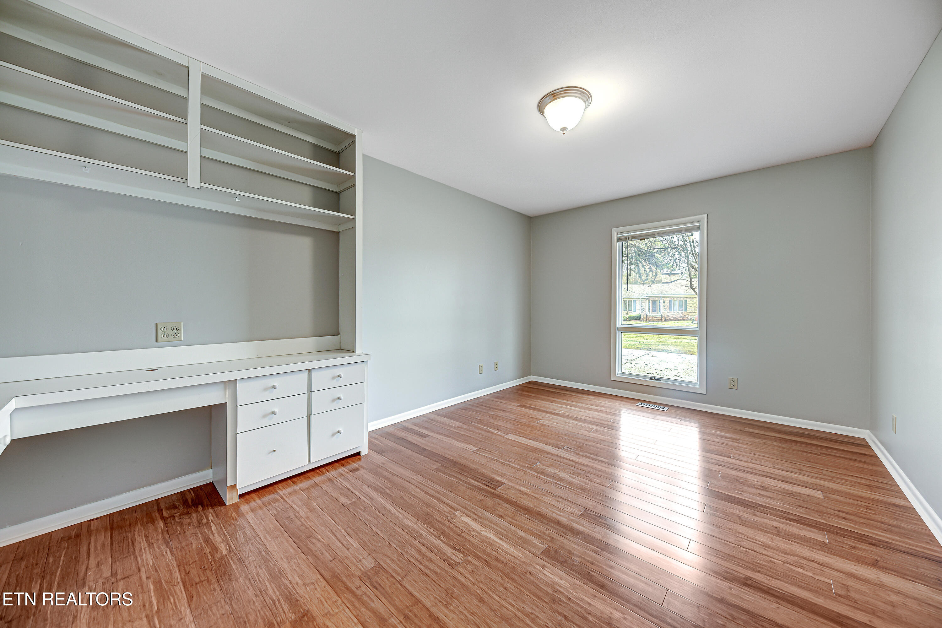 12013 N Fox Den Drive Knoxville TN 37934