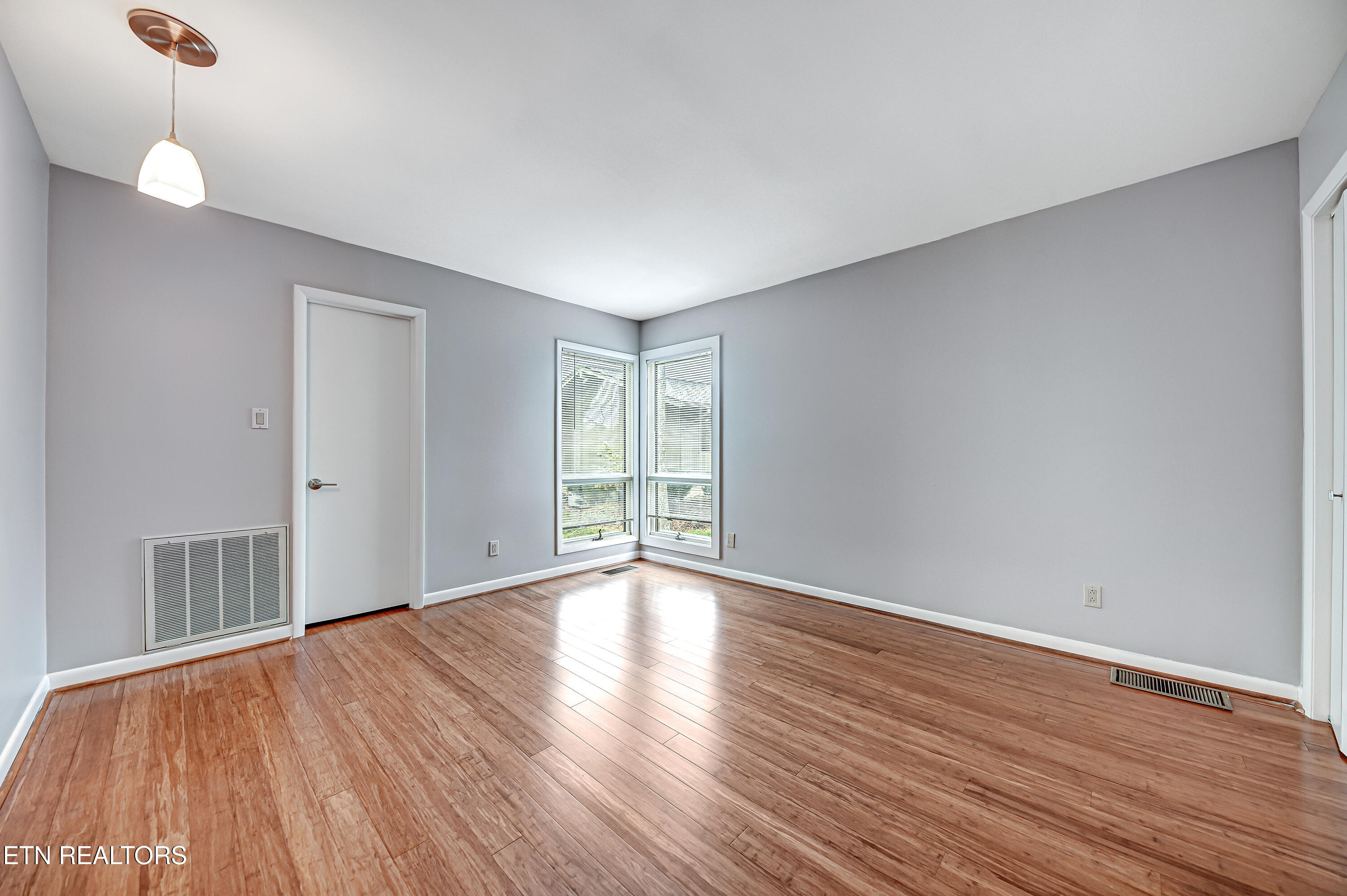 12013 N Fox Den Drive Knoxville TN 37934