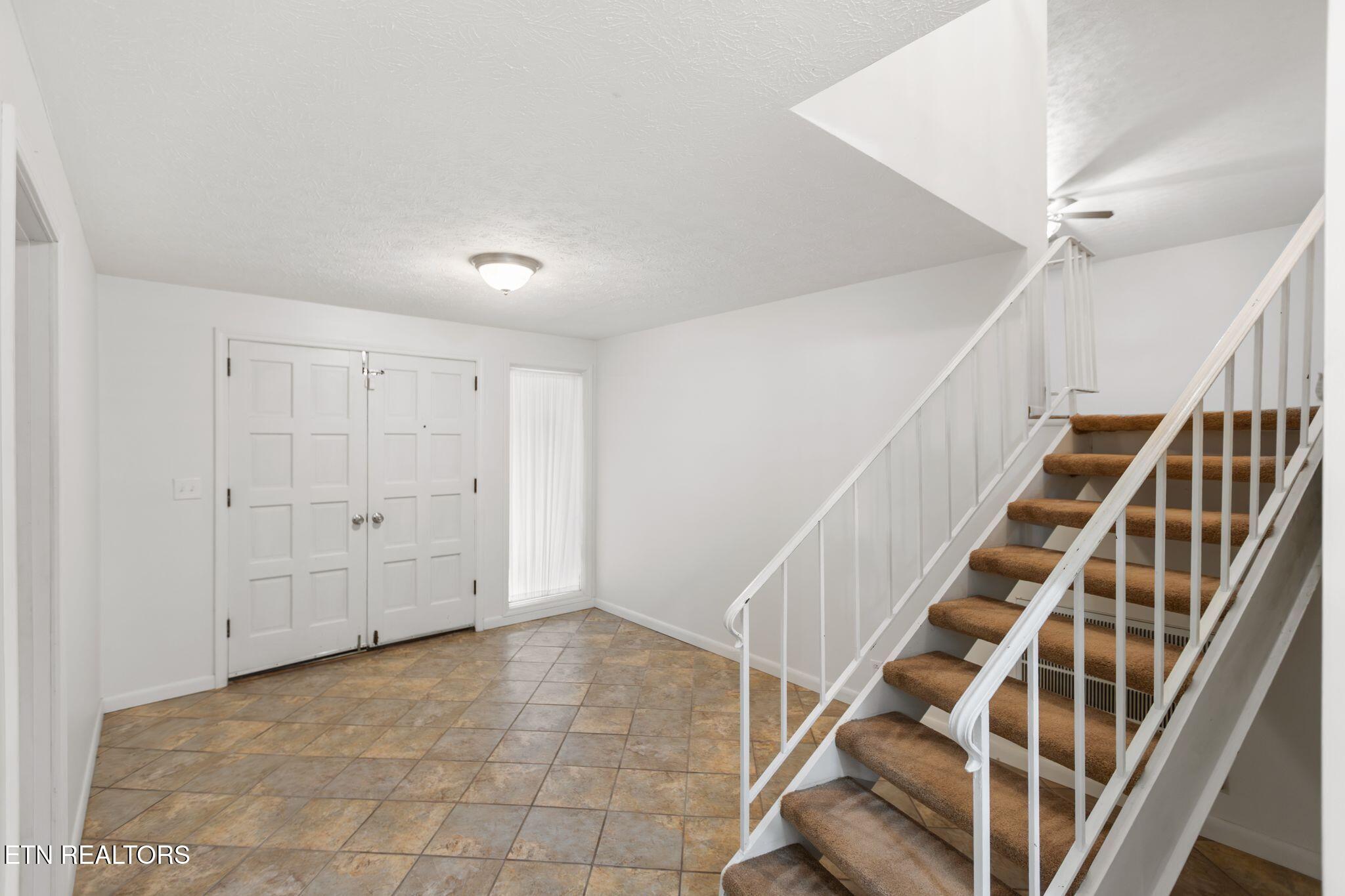 155 Chestnut Hill Road Harriman TN 37748