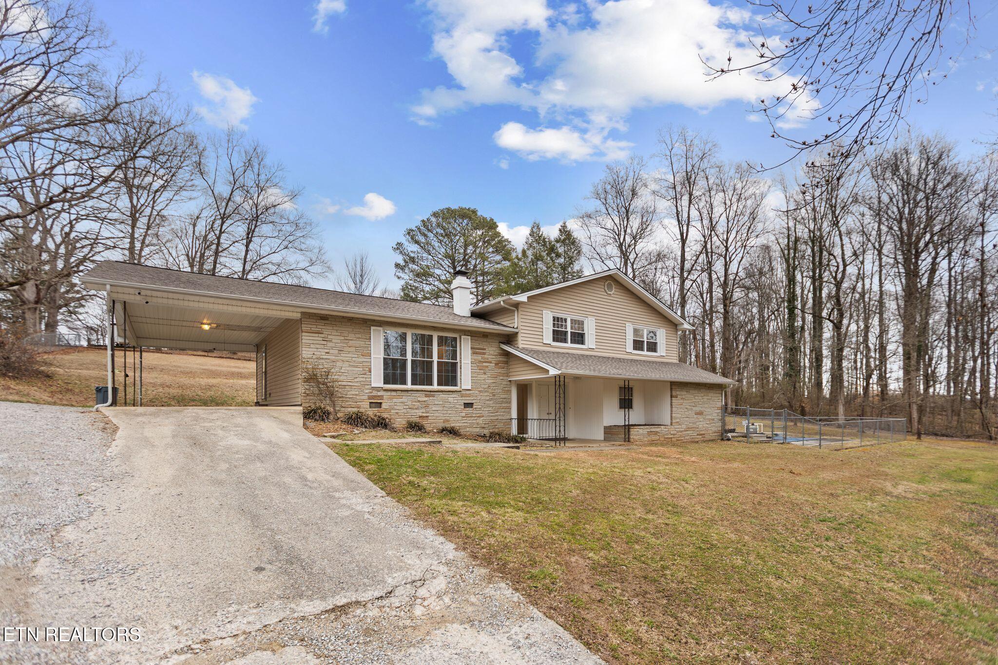 155 Chestnut Hill Road Harriman TN 37748