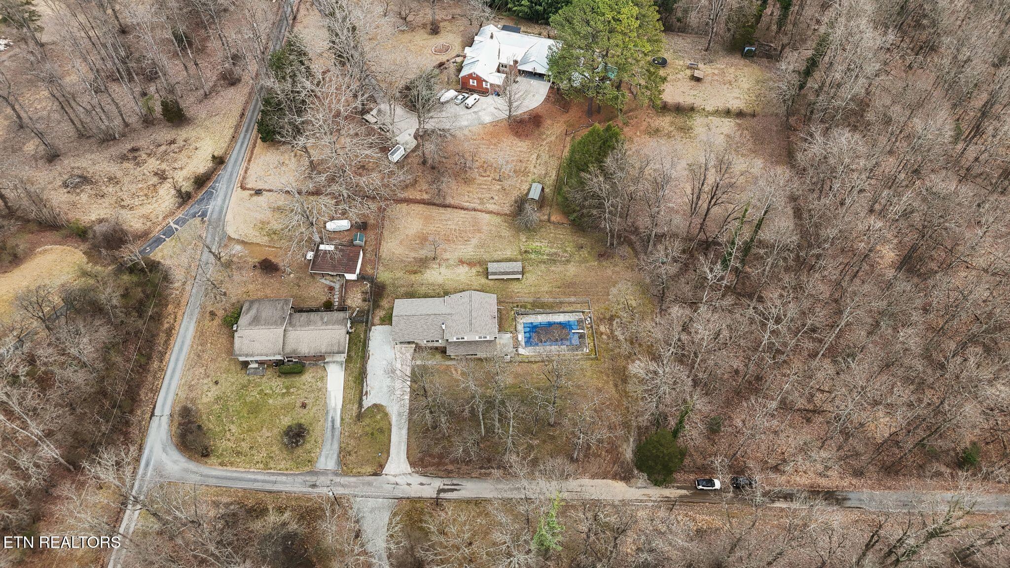 155 Chestnut Hill Road Harriman TN 37748