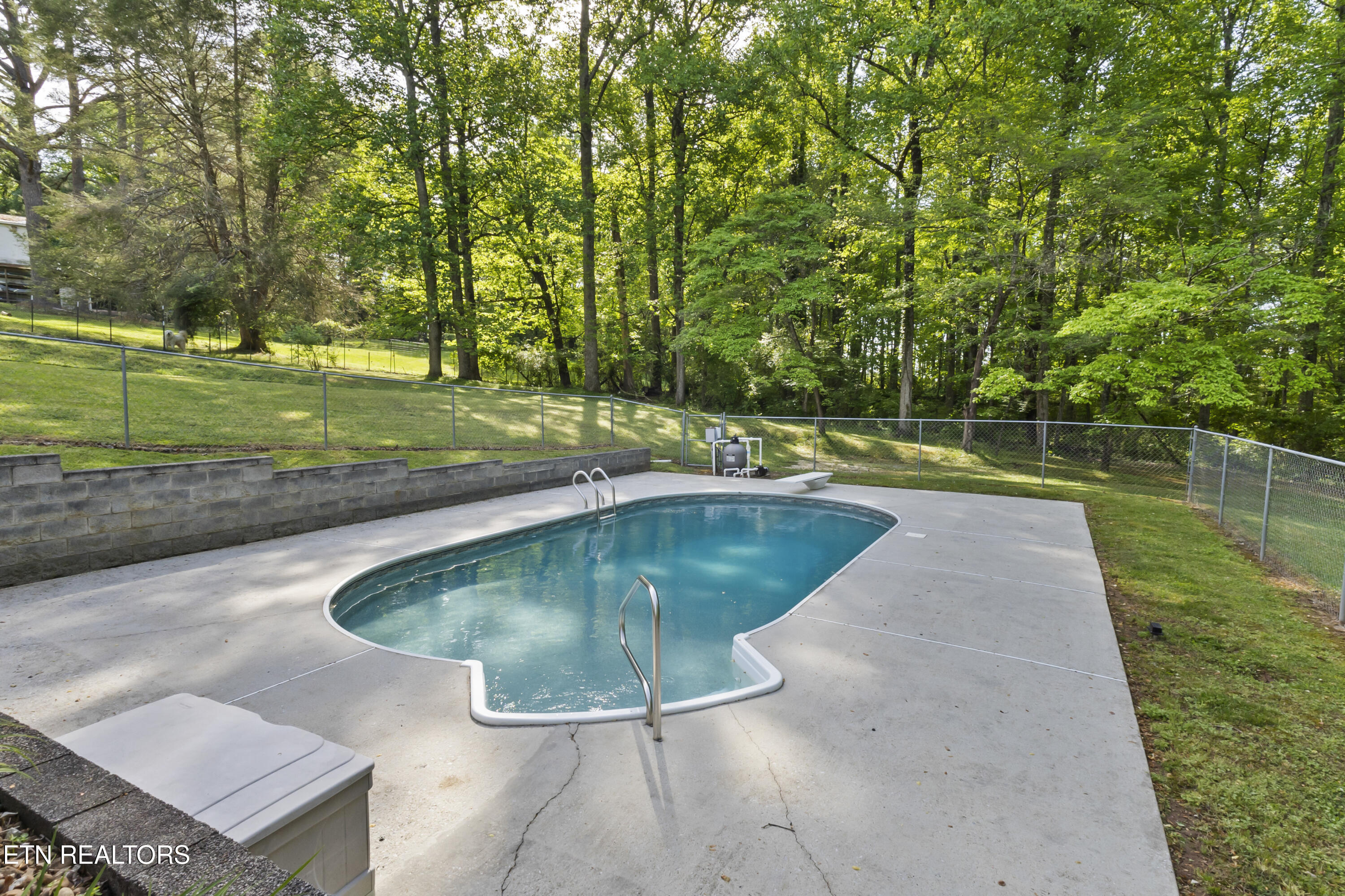 155 Chestnut Hill Road Harriman TN 37748