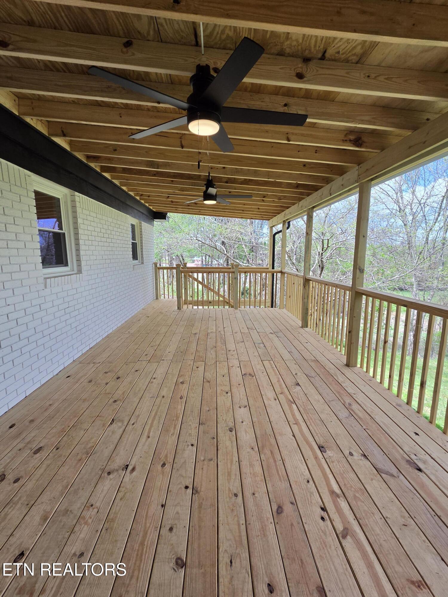 191 County House Road Sparta TN 38583