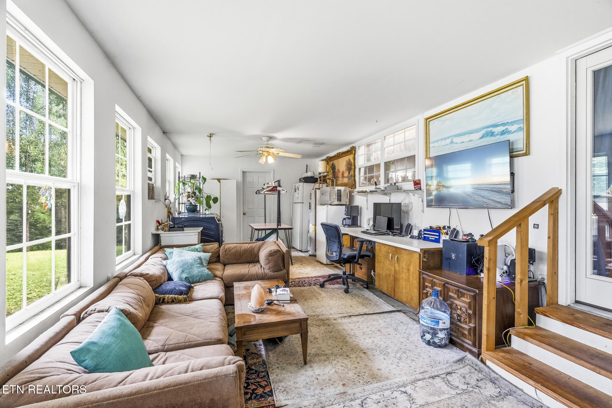 121 W Hutchinson Circle Oak Ridge TN 37830
