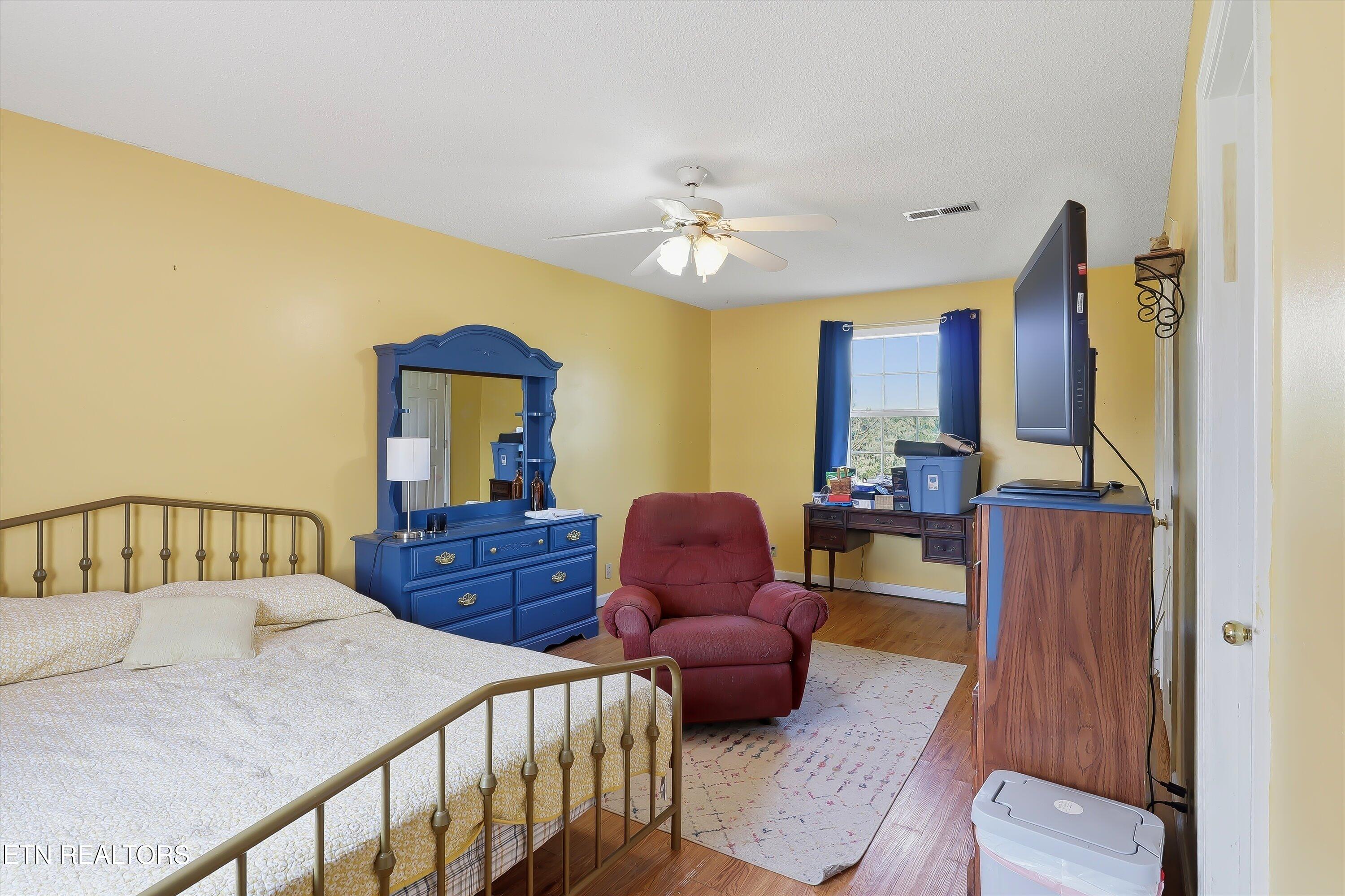 103 Ali Lane Jacksboro TN 37757