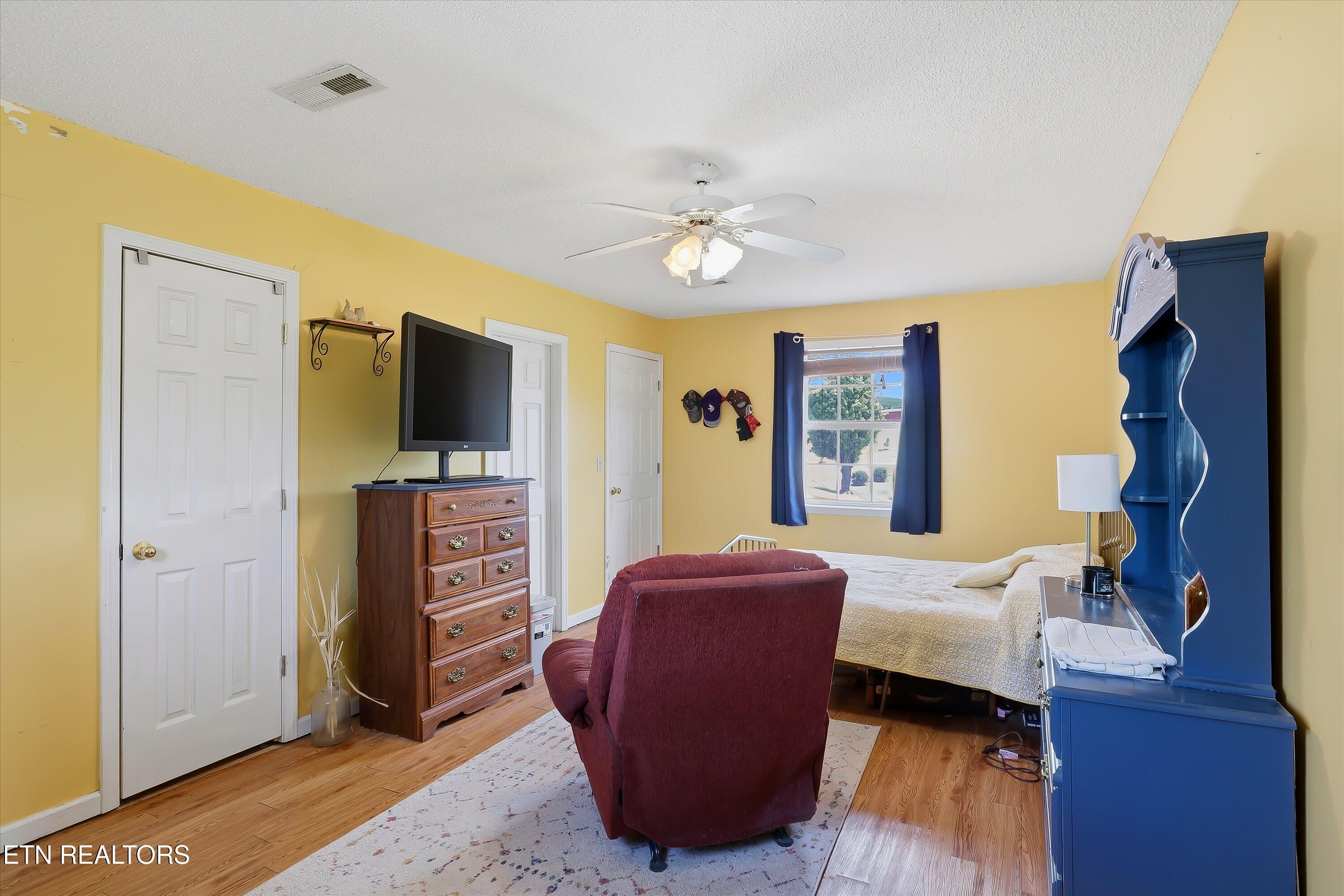 103 Ali Lane Jacksboro TN 37757