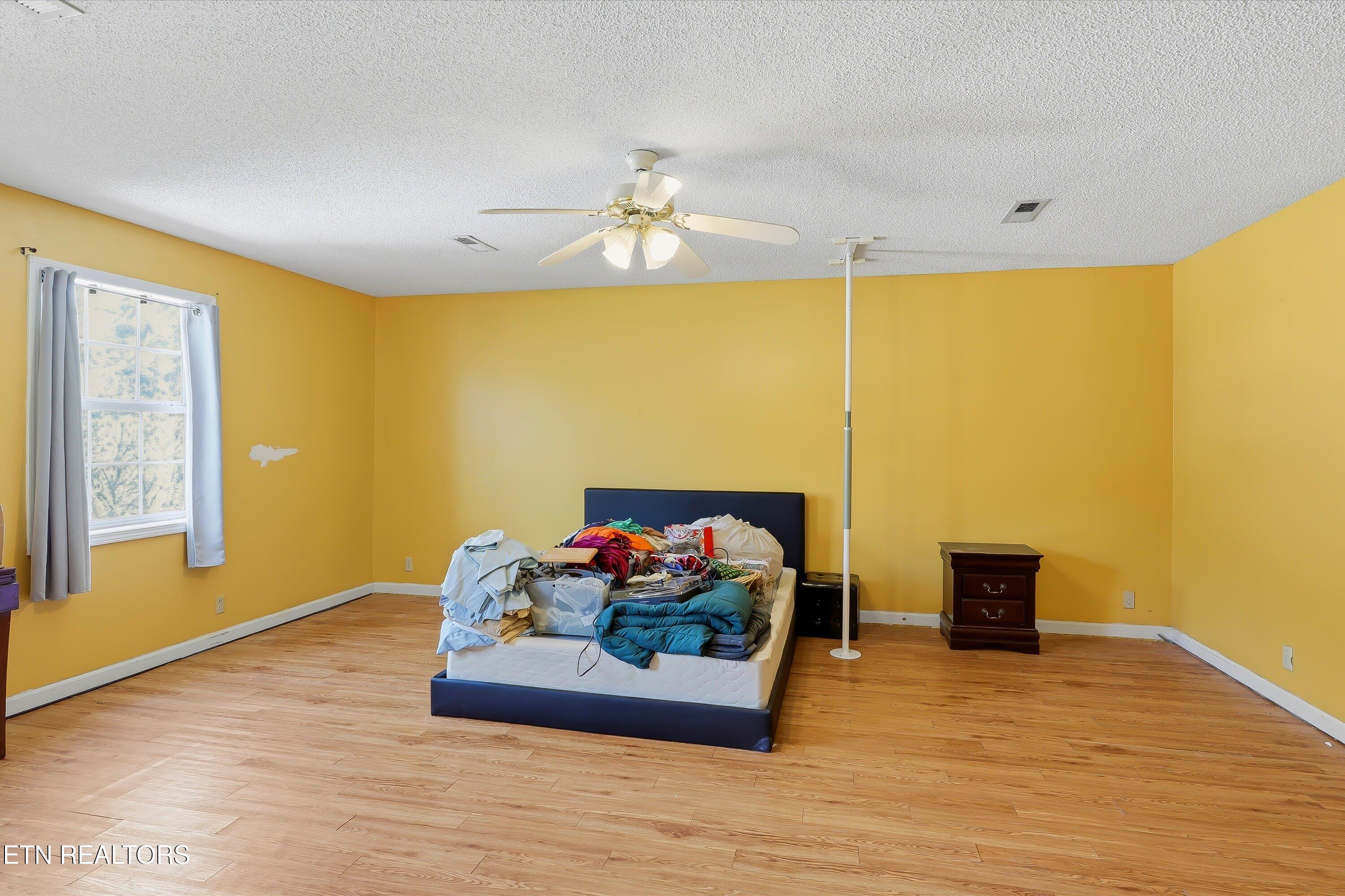103 Ali Lane Jacksboro TN 37757
