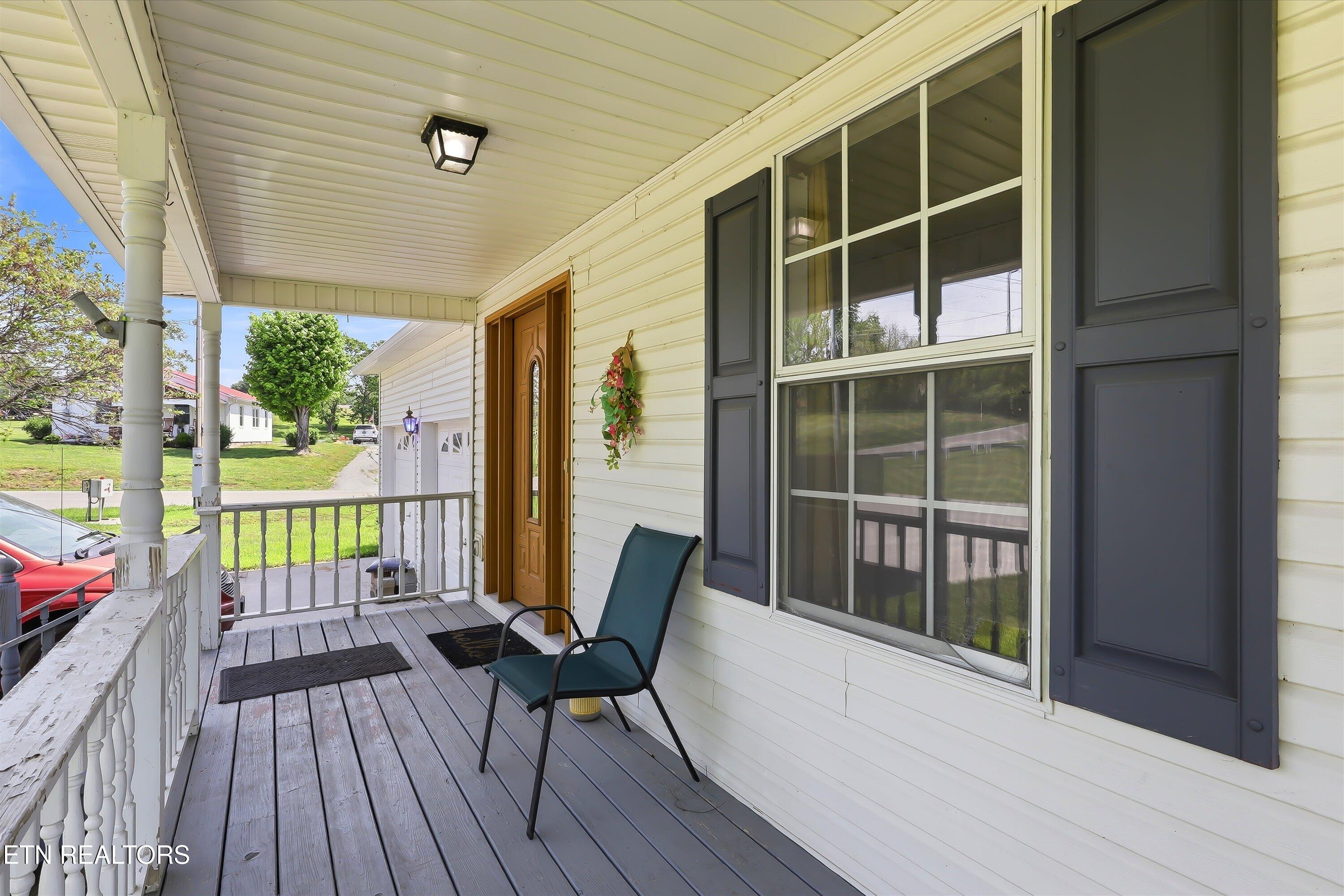 103 Ali Lane Jacksboro TN 37757