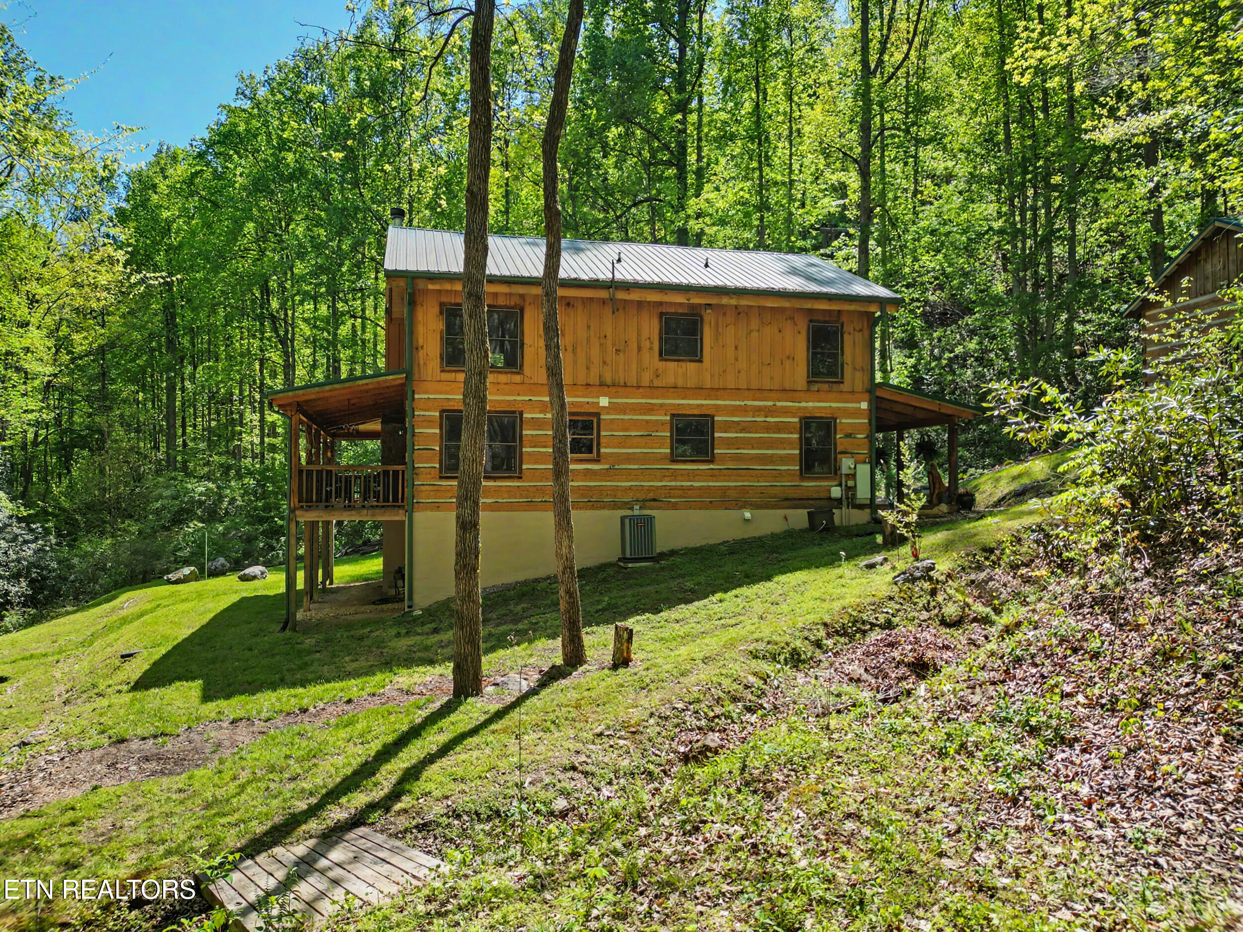 1053 Big Buck Trail Townsend TN 37882