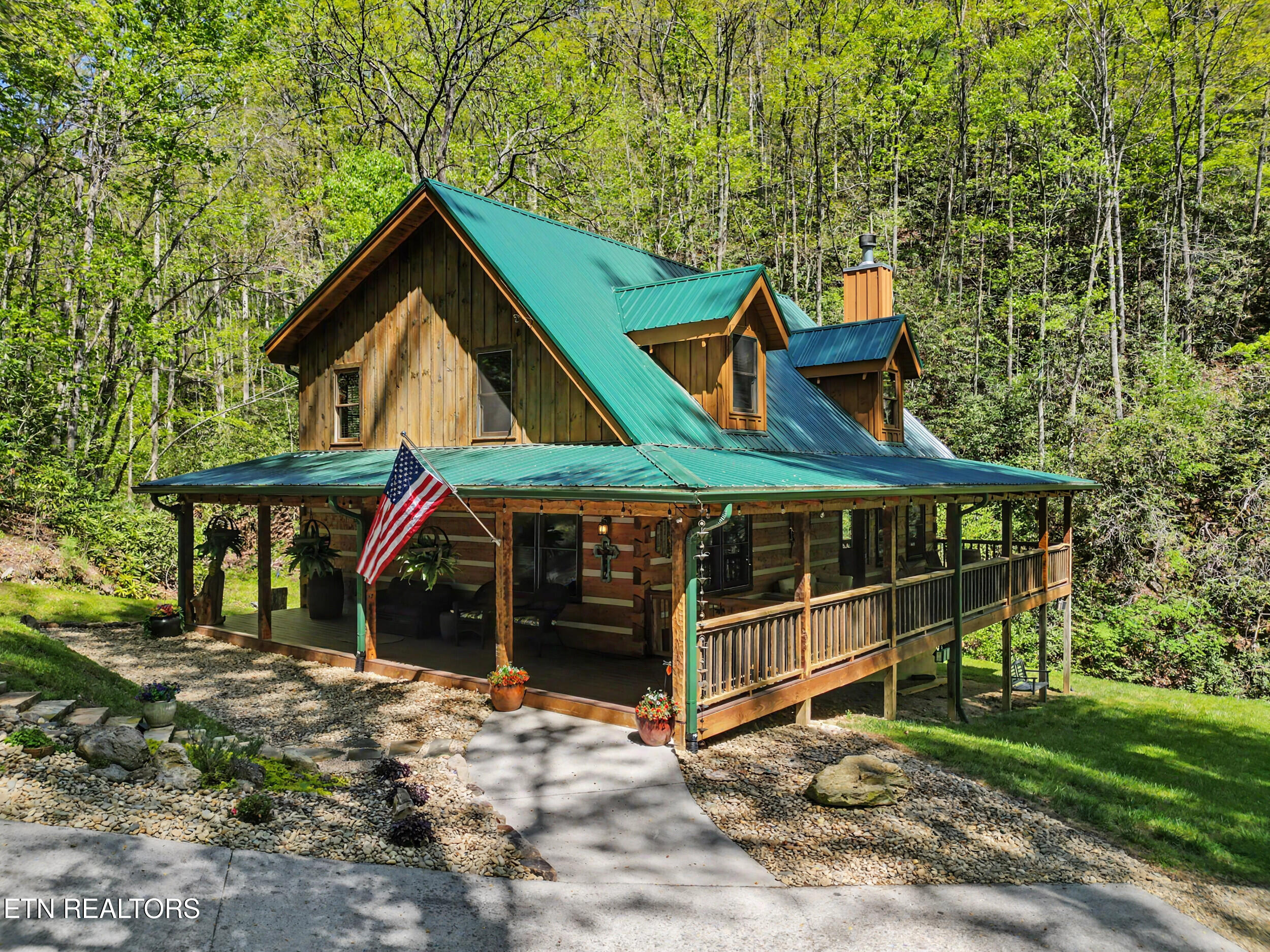 1053 Big Buck Trail Townsend TN 37882