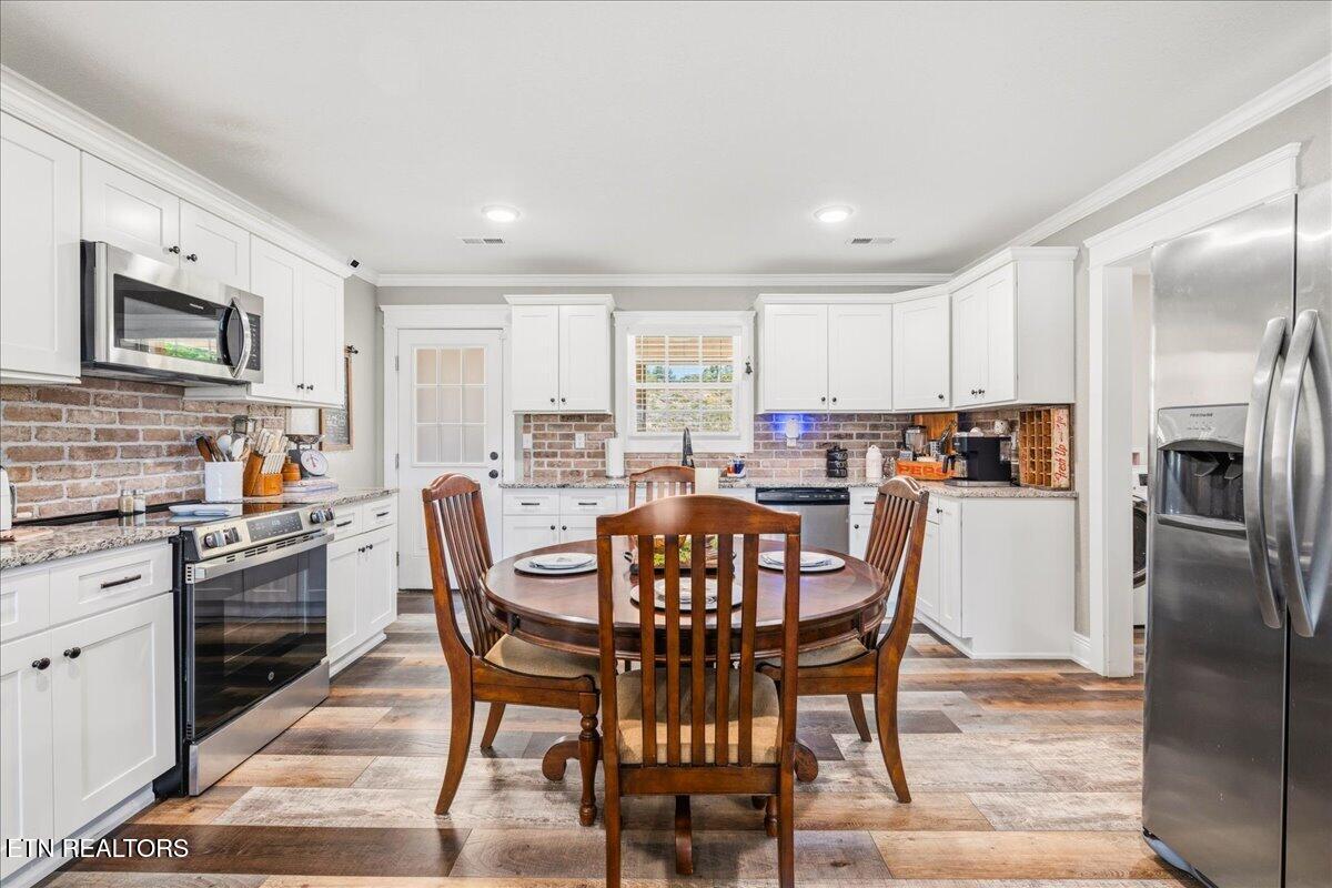 126 Zoe Circle Jacksboro TN 37757