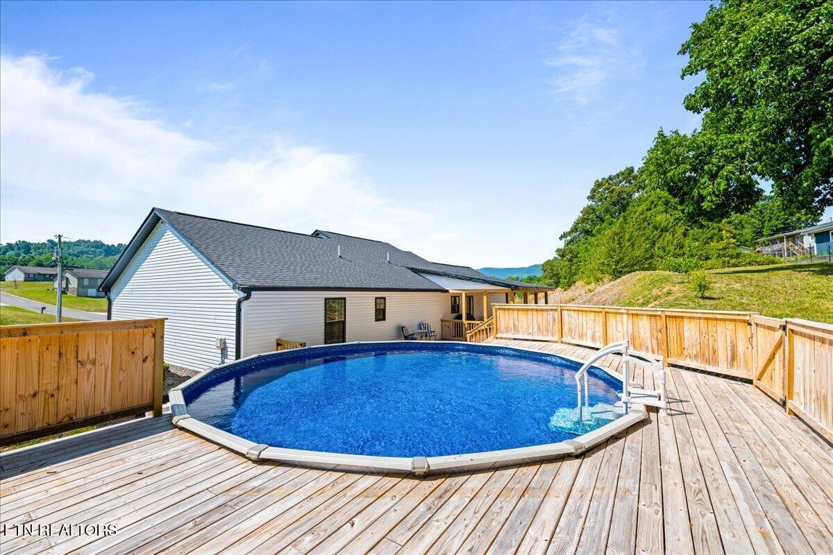 126 Zoe Circle Jacksboro TN 37757