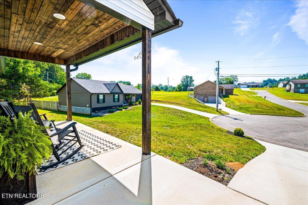 126 Zoe Circle Jacksboro TN 37757