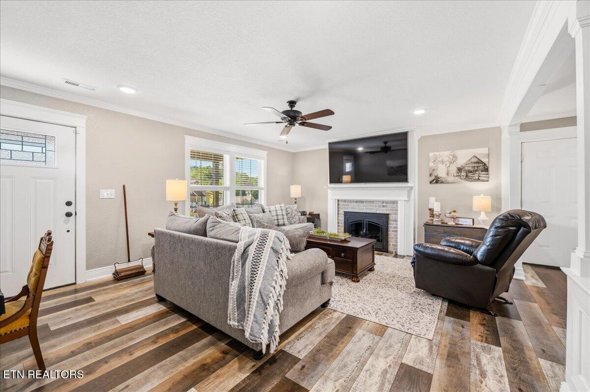 126 Zoe Circle Jacksboro TN 37757