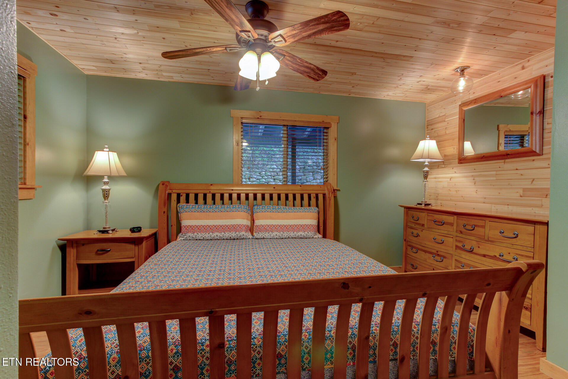 1051 Wiley Oakley Drive Gatlinburg TN 37738