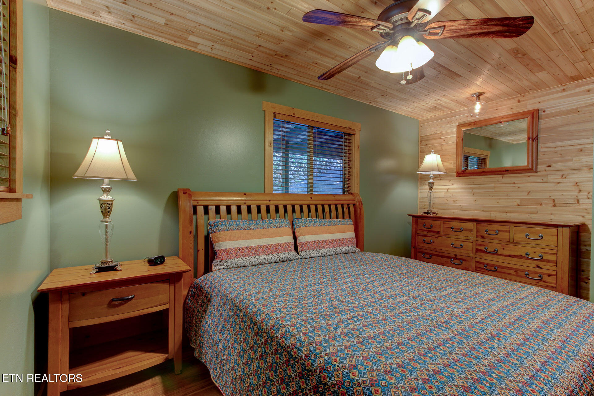 1051 Wiley Oakley Drive Gatlinburg TN 37738