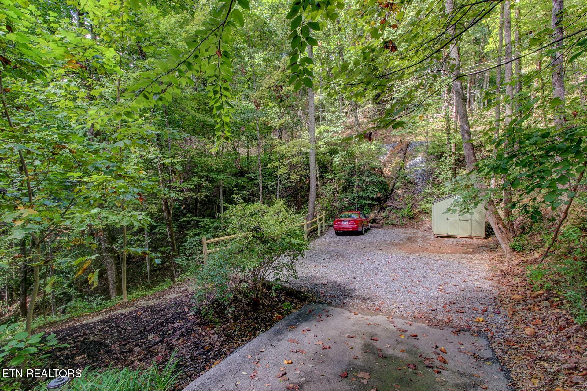 1051 Wiley Oakley Drive Gatlinburg TN 37738