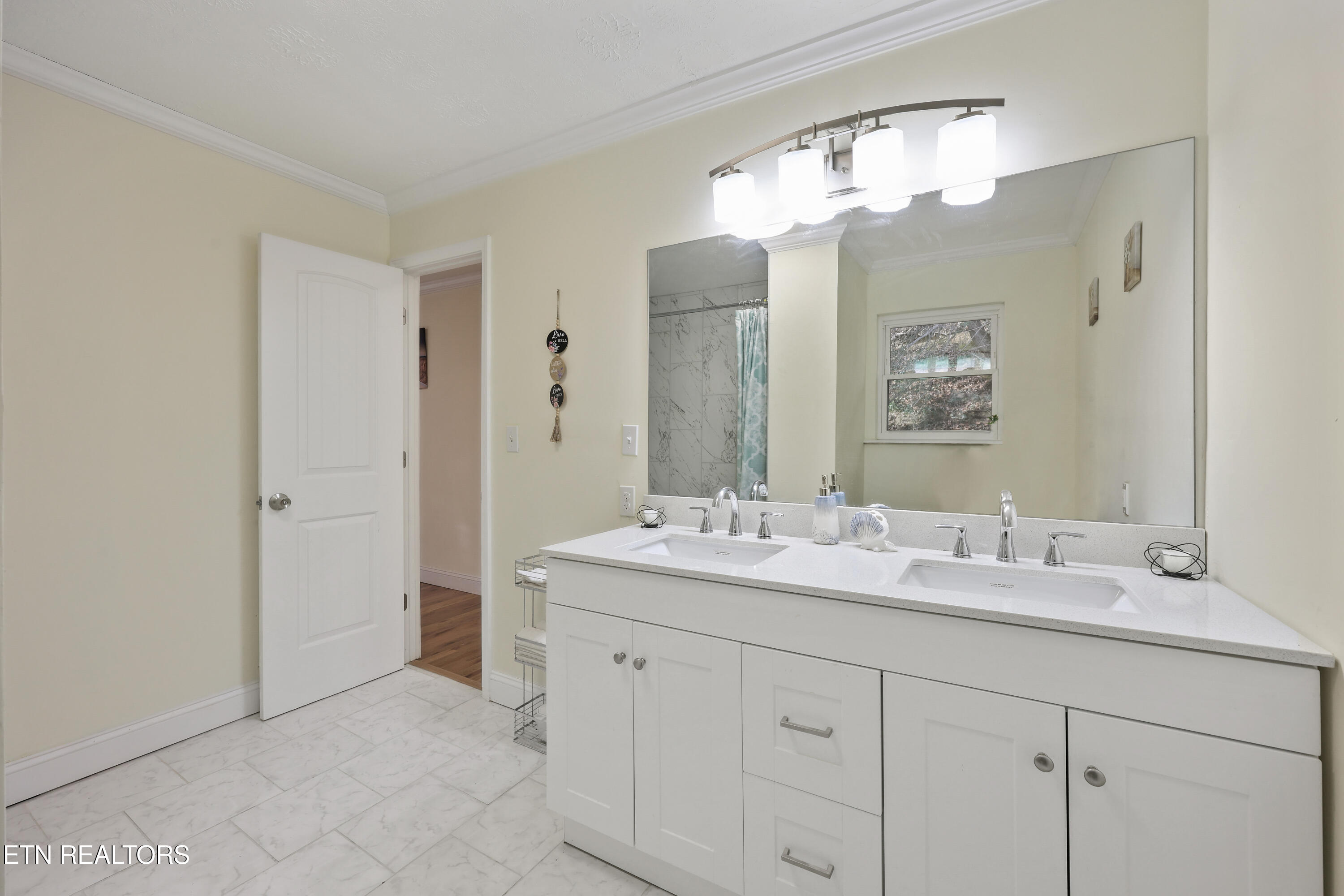 790 Sulphur Springs Road Clinton TN 37716