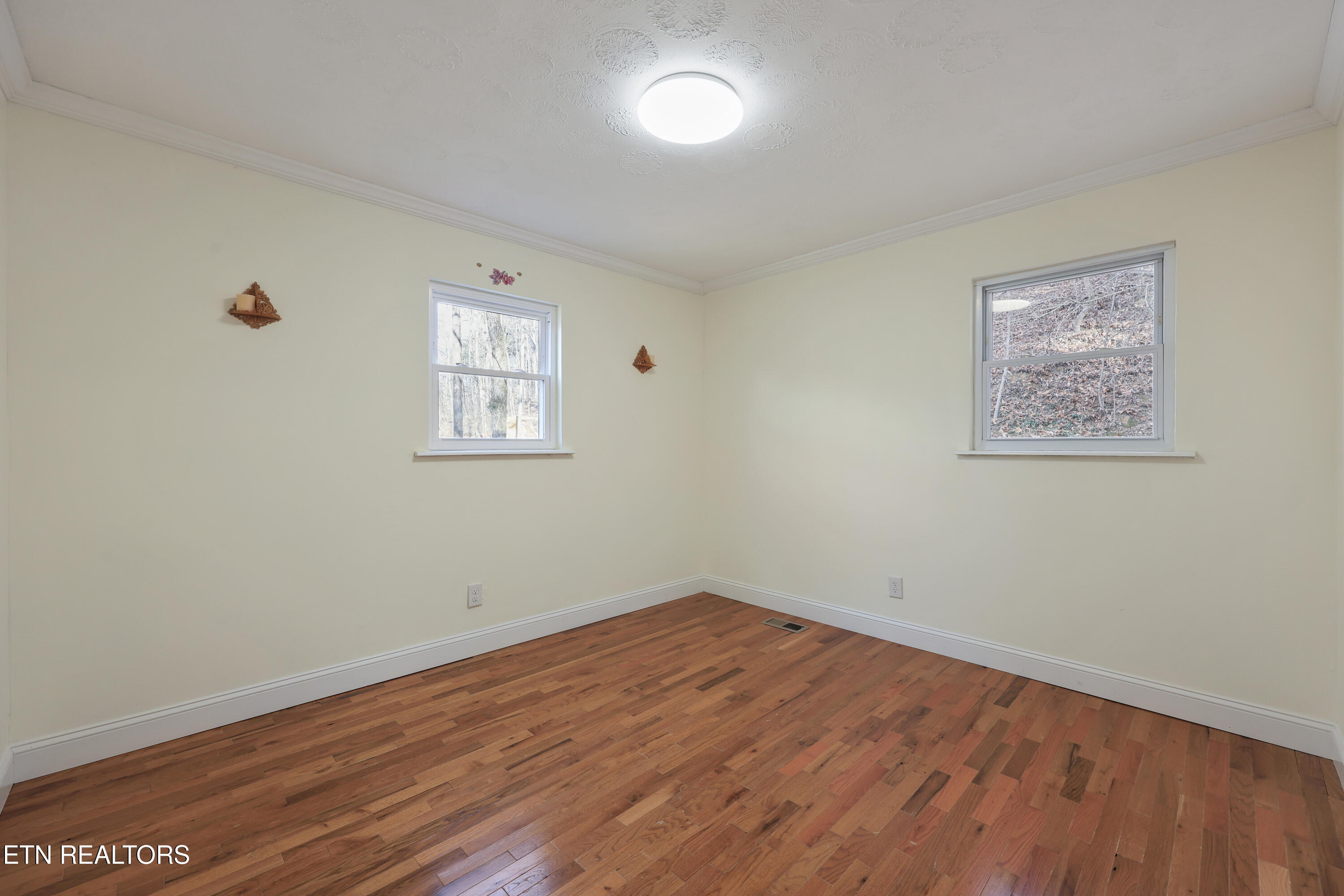 790 Sulphur Springs Road Clinton TN 37716