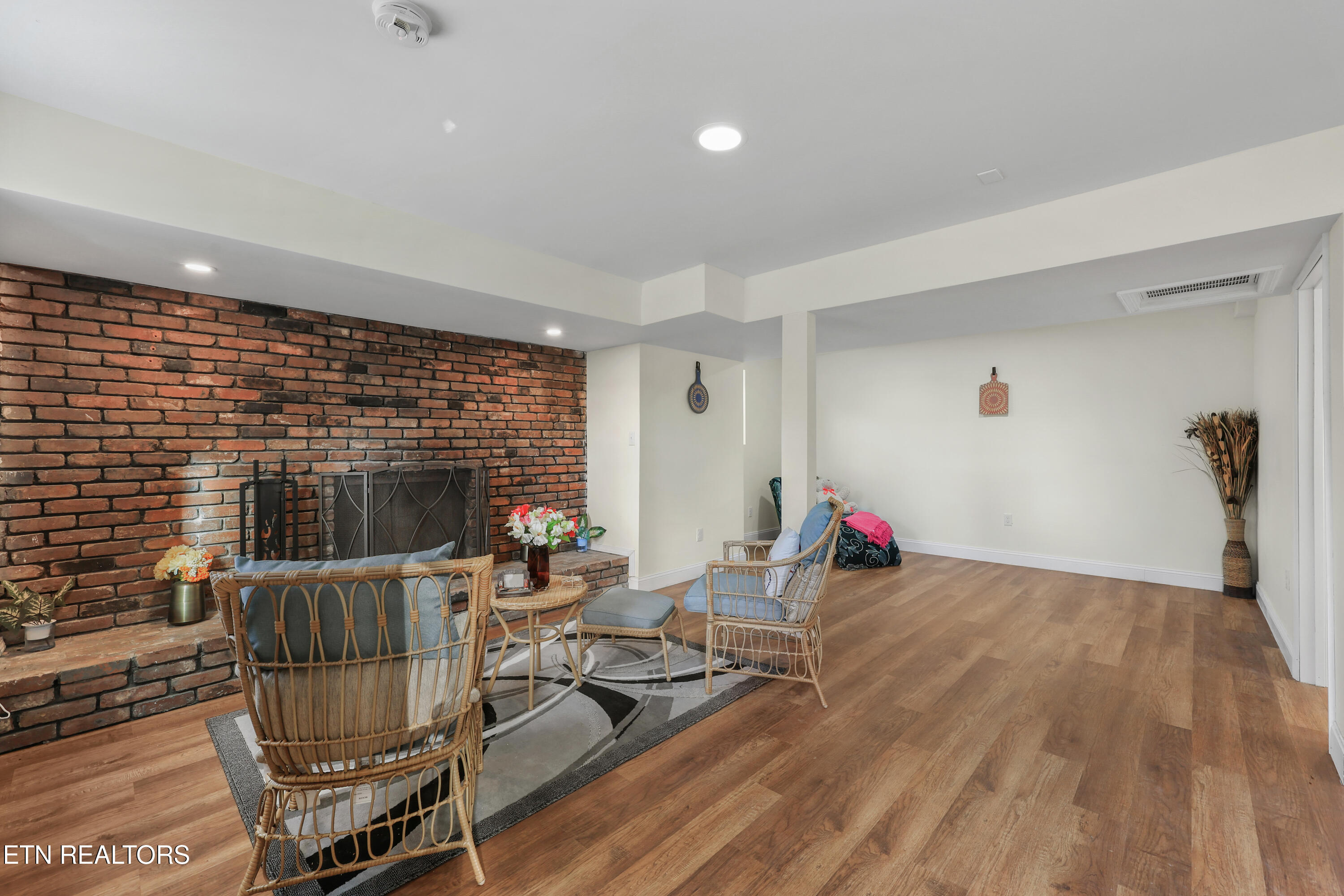 790 Sulphur Springs Road Clinton TN 37716