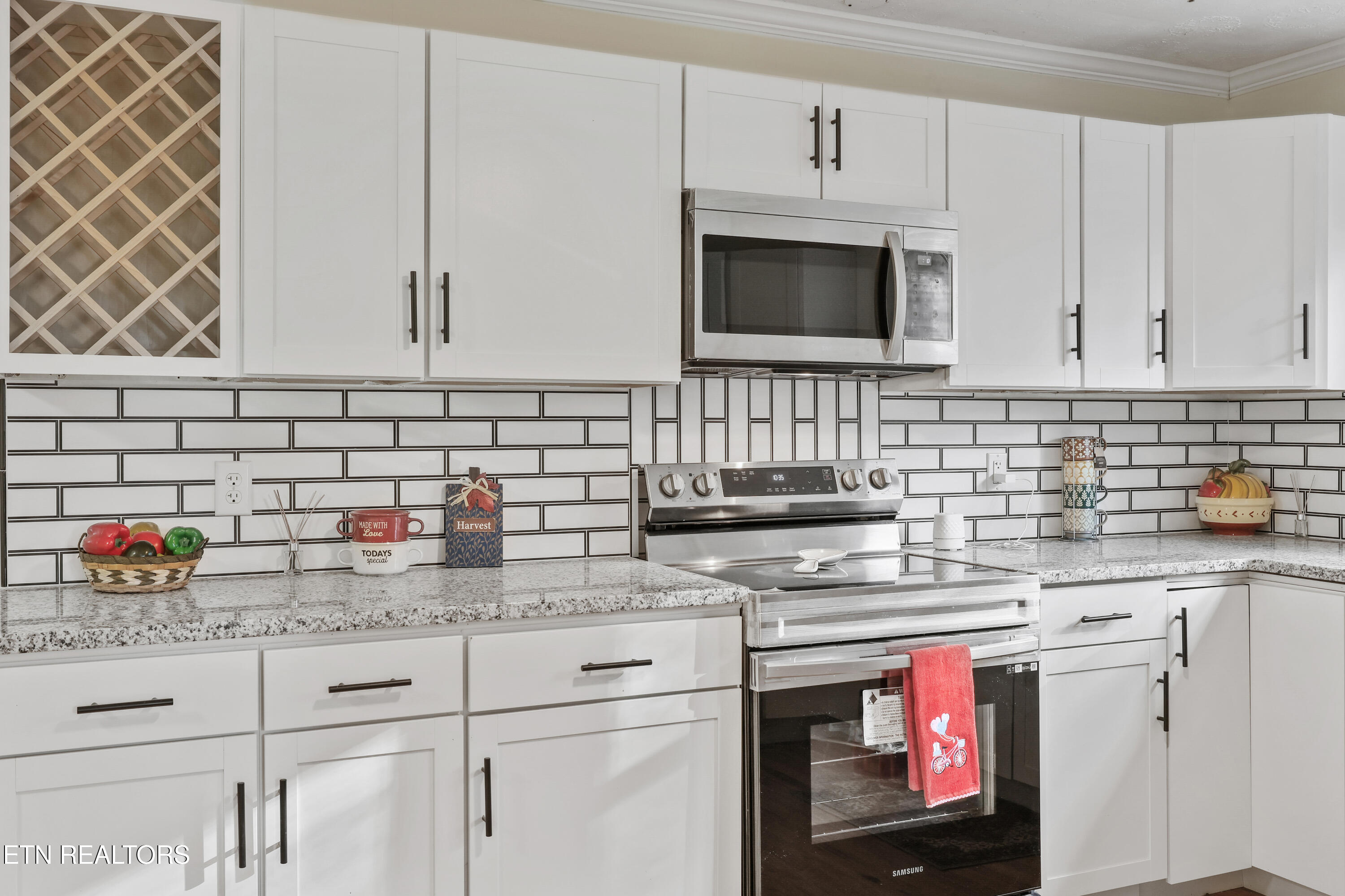 790 Sulphur Springs Road Clinton TN 37716