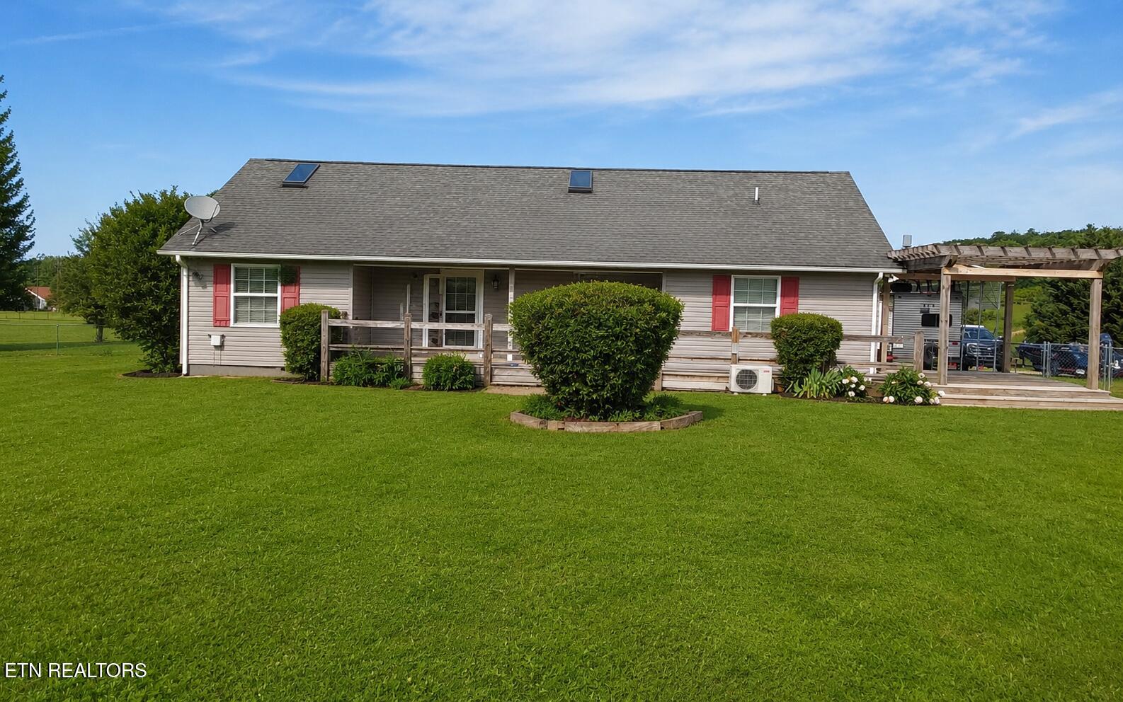 829 County Road 350 Sweetwater TN 37874