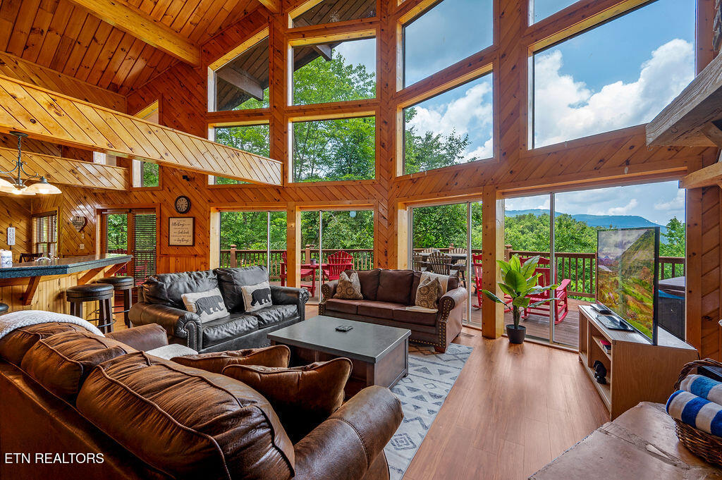 2420 Sunset Road Sevierville TN 37862