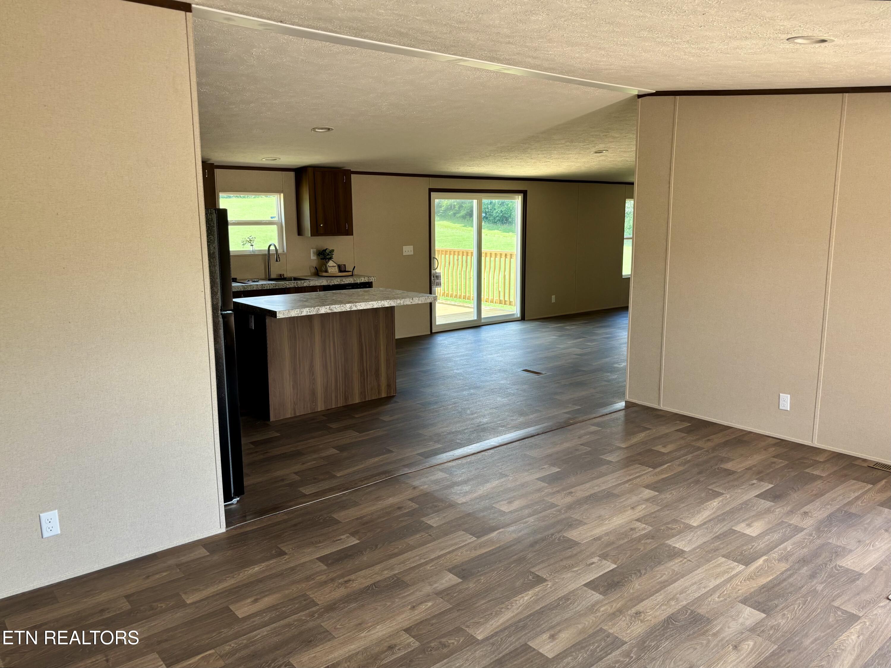 281 Thompson Road Madisonville TN 37354