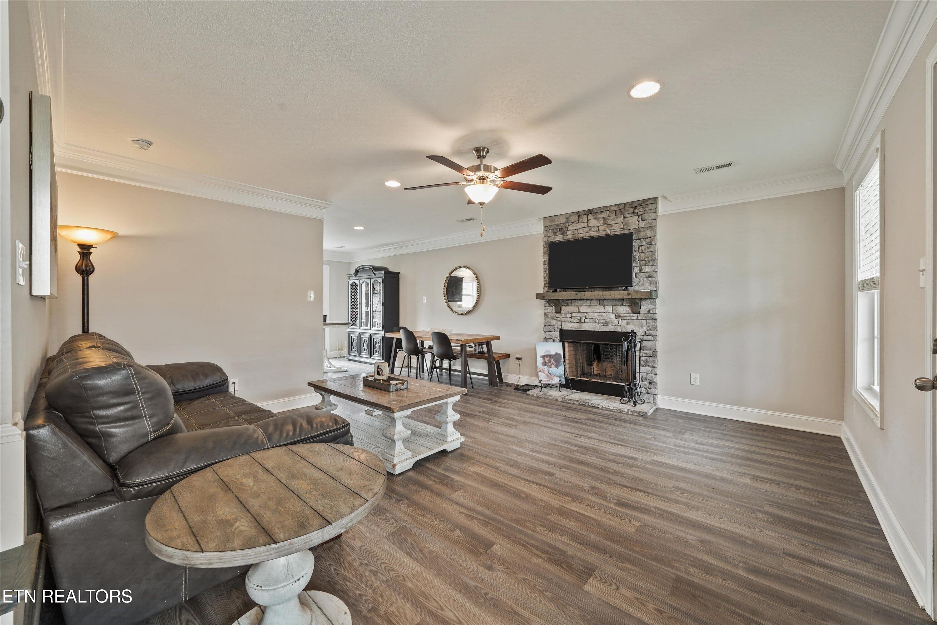 7418 Rose Water Lane Knoxville TN 37924