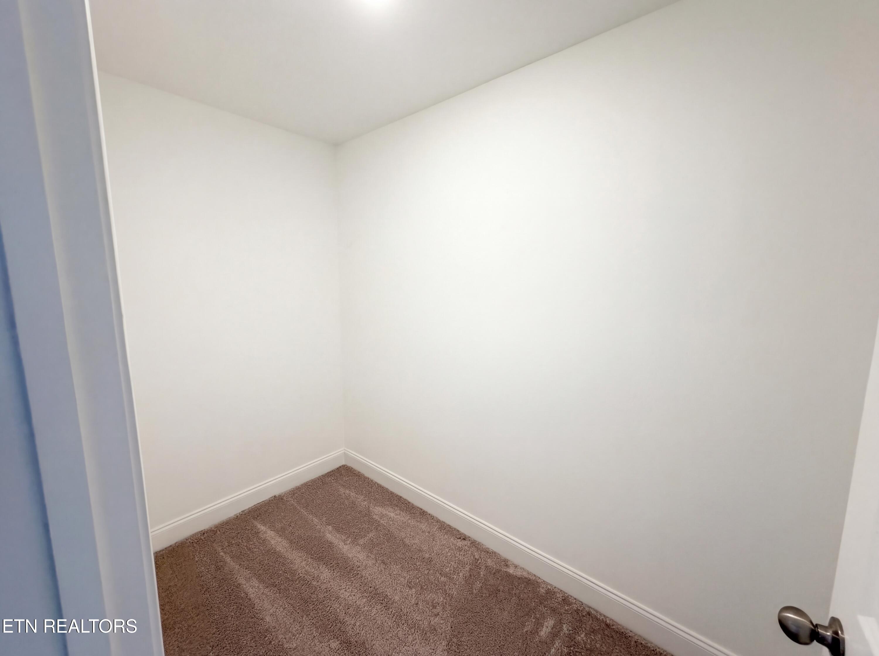 2714 Green Ash Lane Knoxville TN 37932