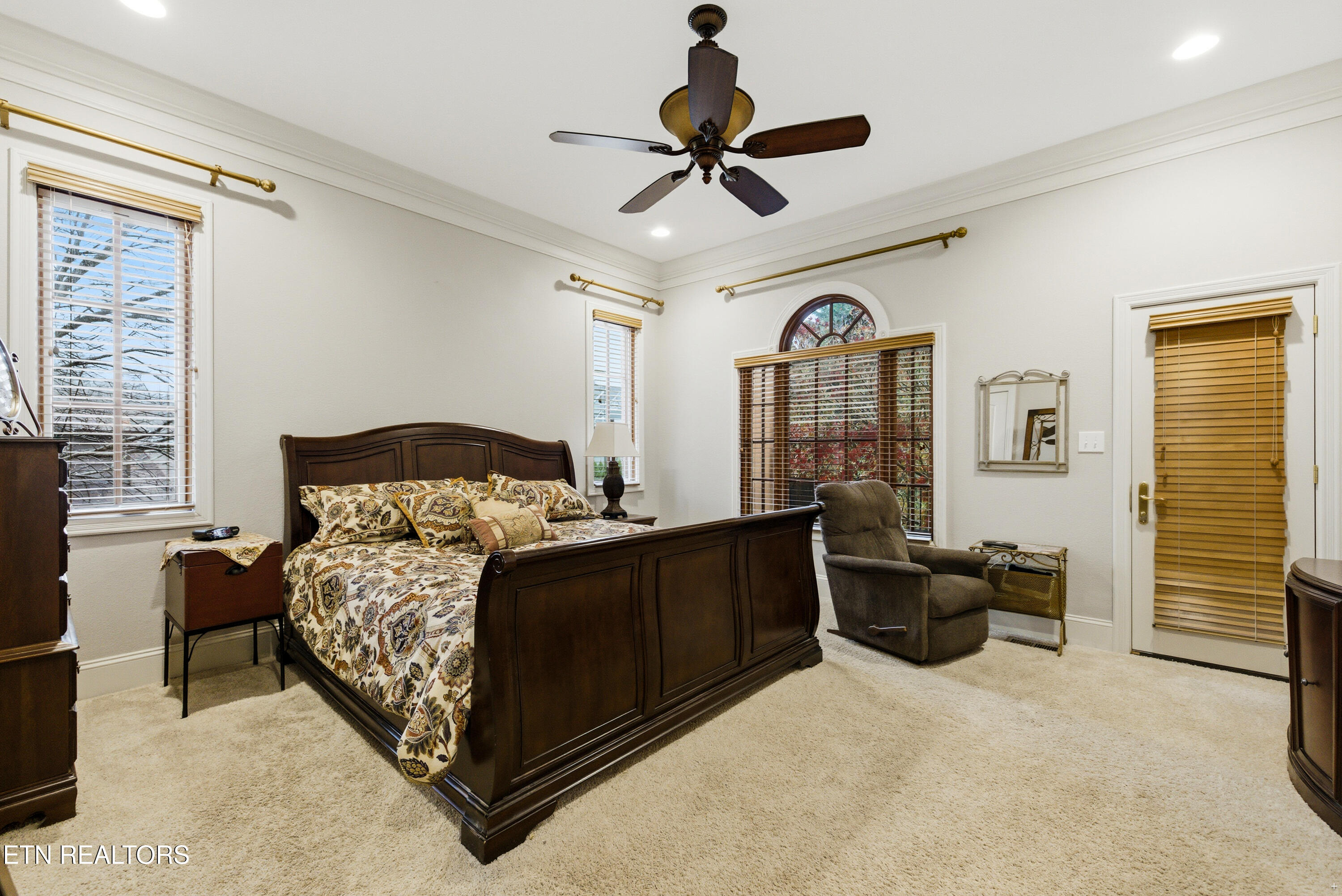 1818 Calgary Falls Lane Knoxville TN 37931