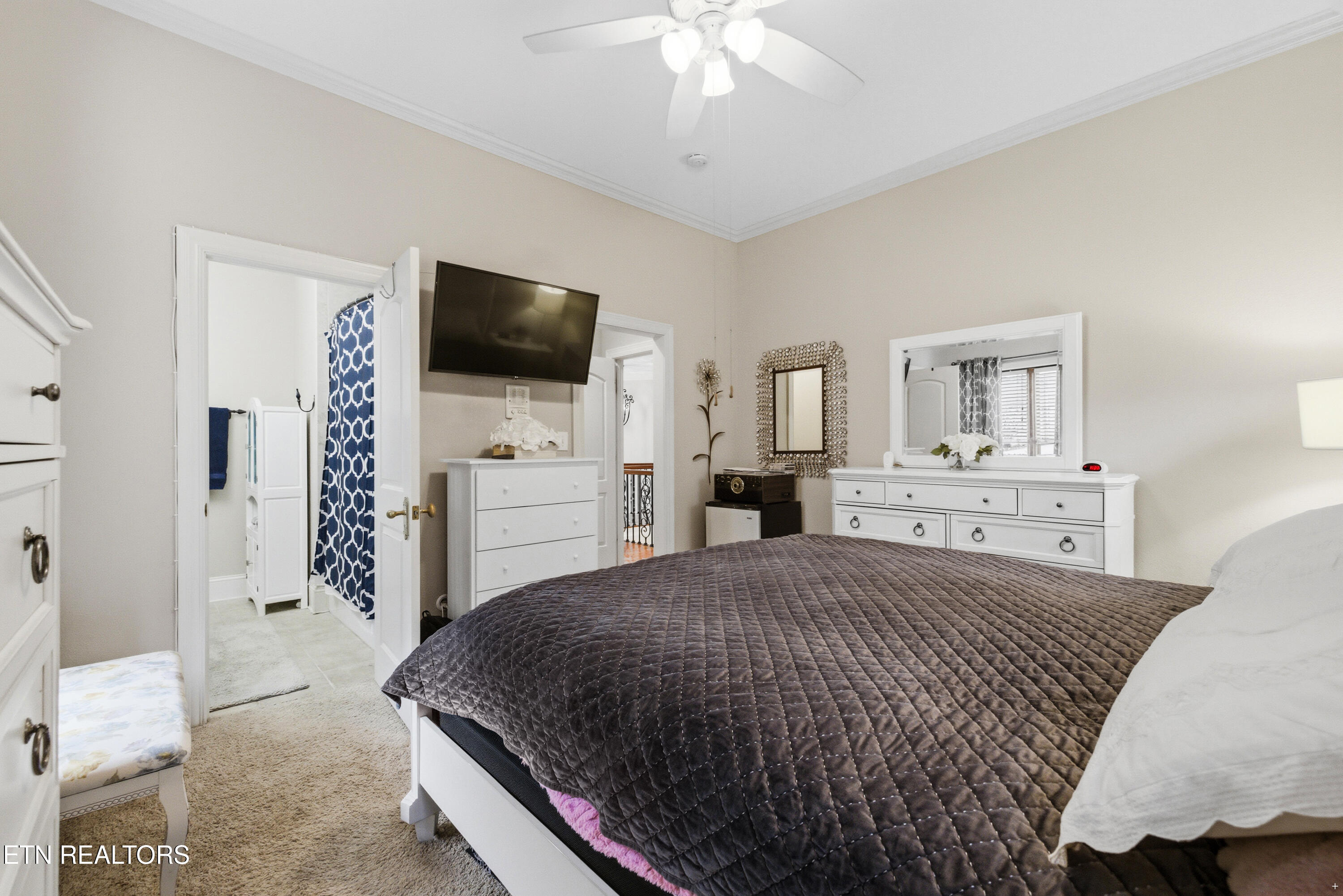 1818 Calgary Falls Lane Knoxville TN 37931