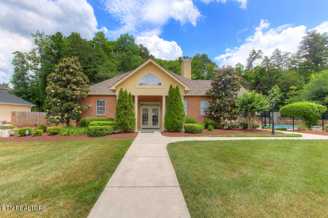 1818 Calgary Falls Lane Knoxville TN 37931