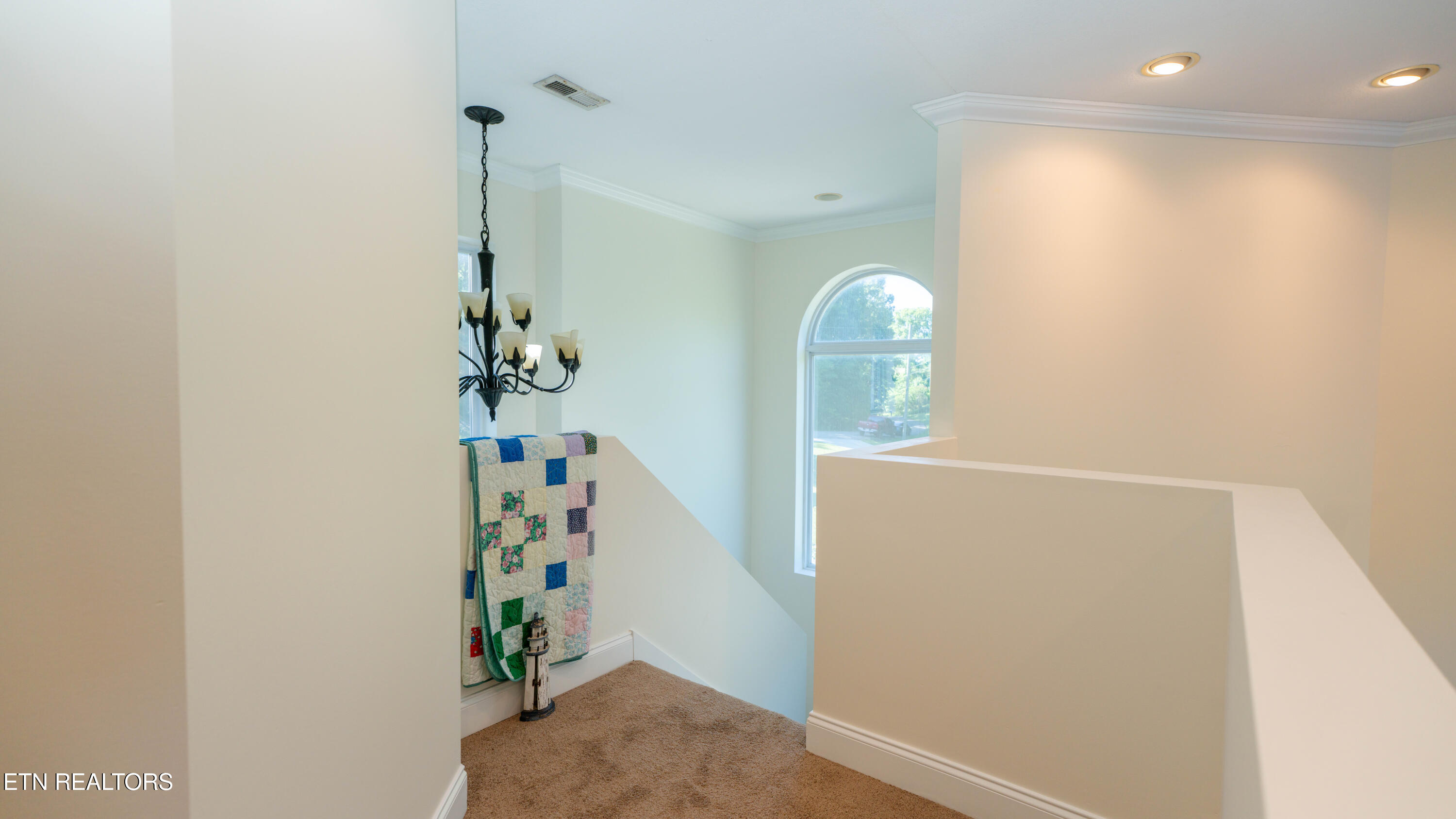 3512 Cabin Ridge Road Louisville TN 37777
