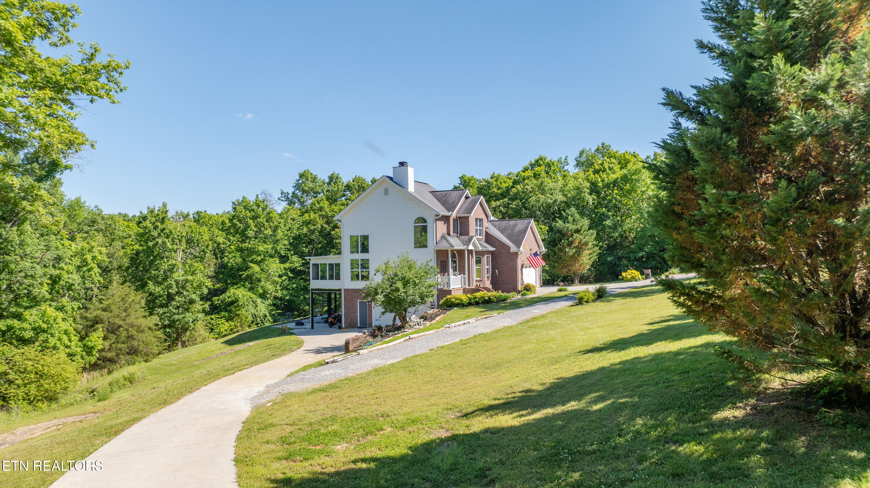 3512 Cabin Ridge Road Louisville TN 37777