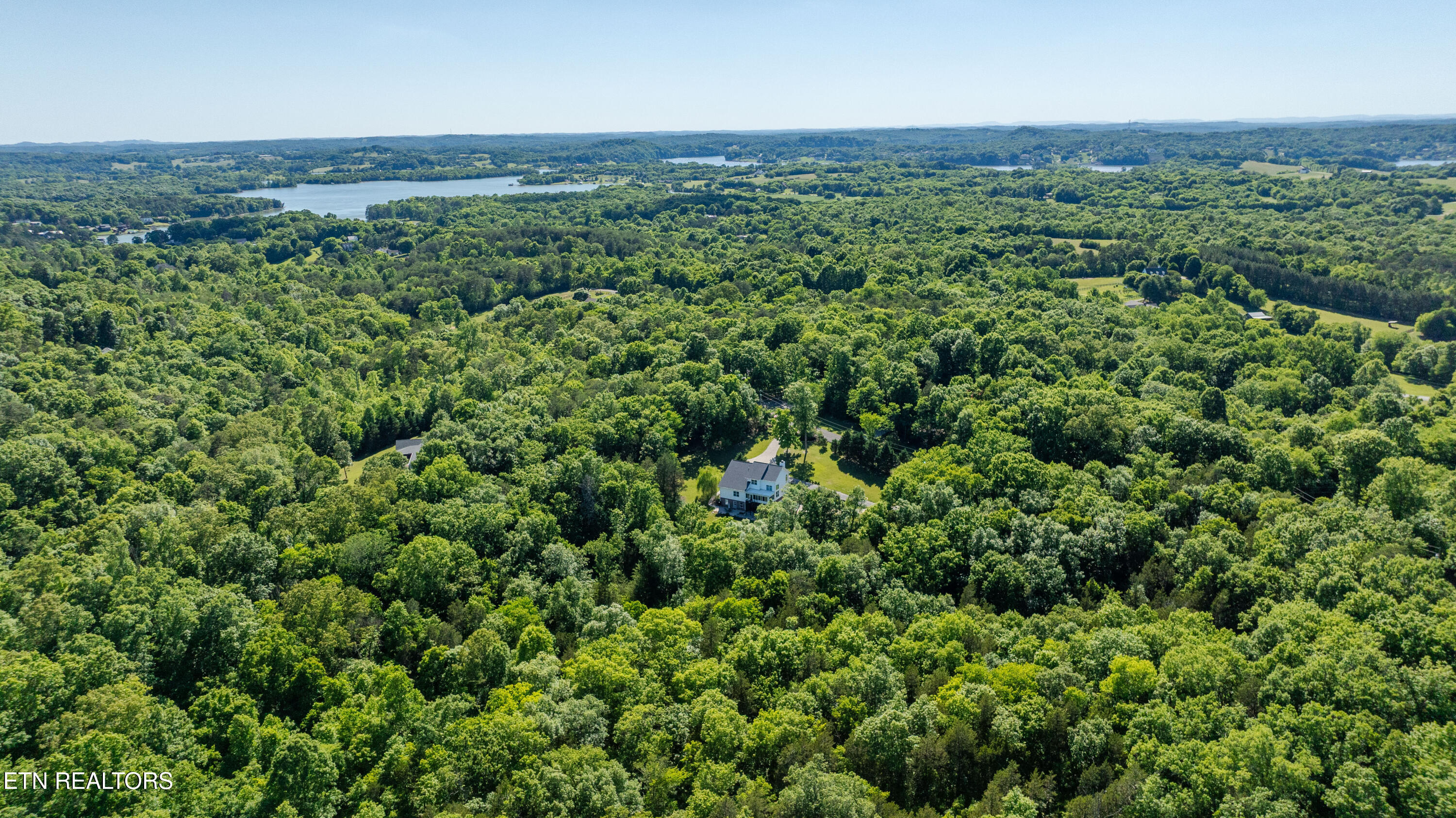 3512 Cabin Ridge Road Louisville TN 37777