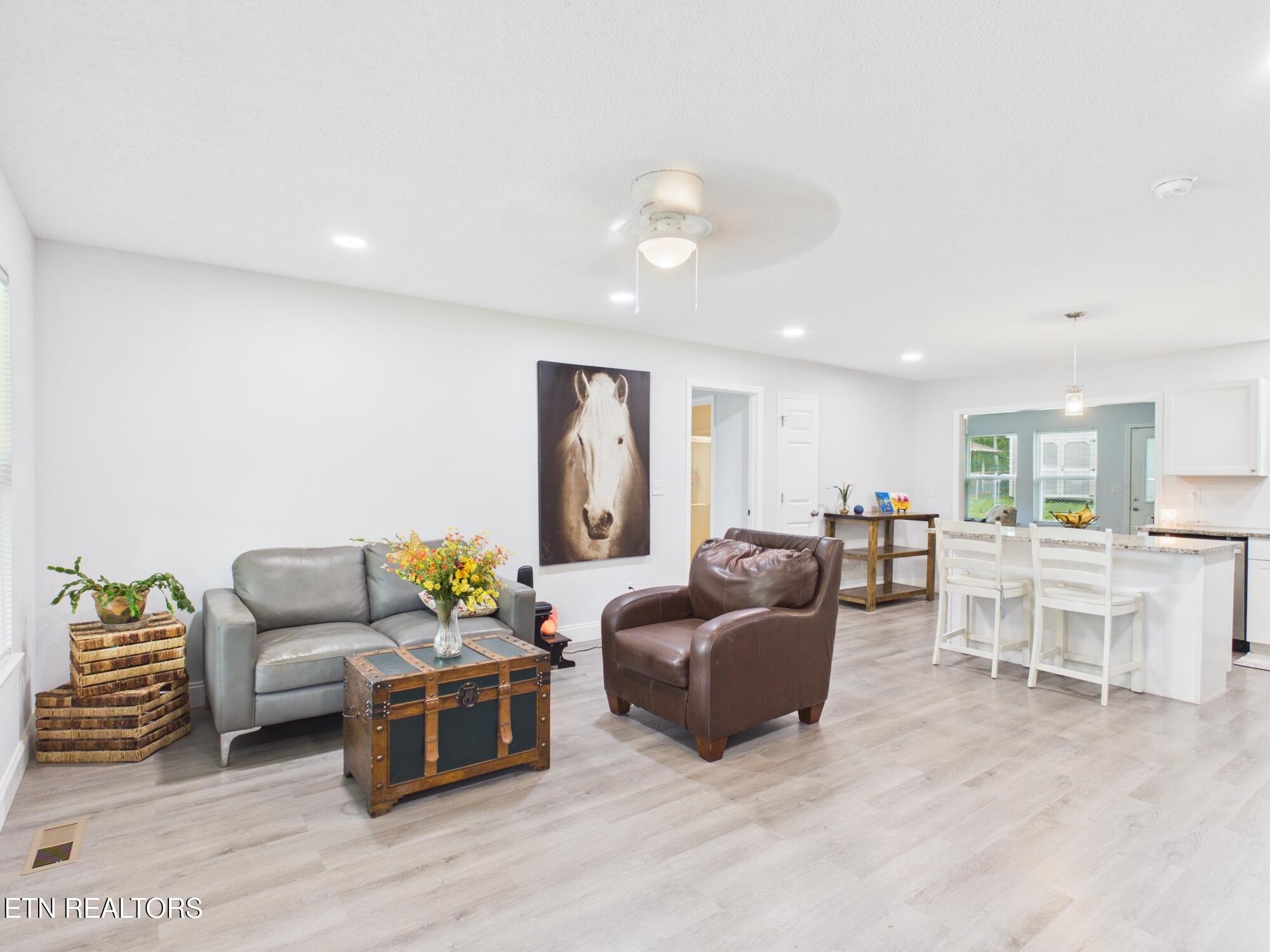 181 Spring Street Spring City TN 37381