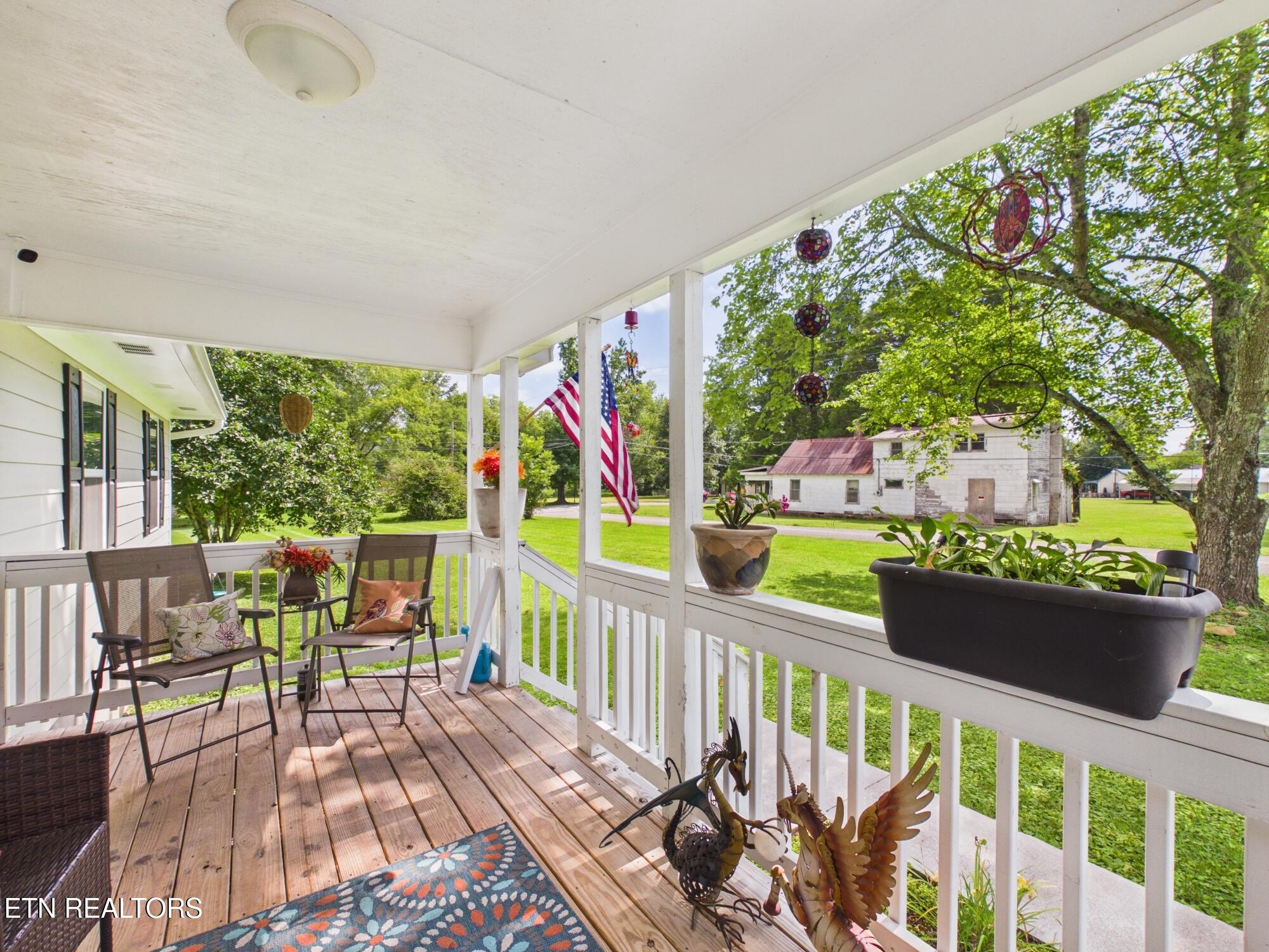181 Spring Street Spring City TN 37381