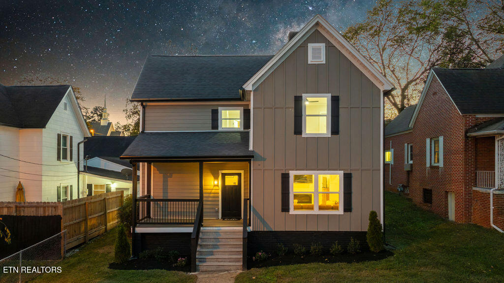 302 N B Street Lenoir City TN 37771