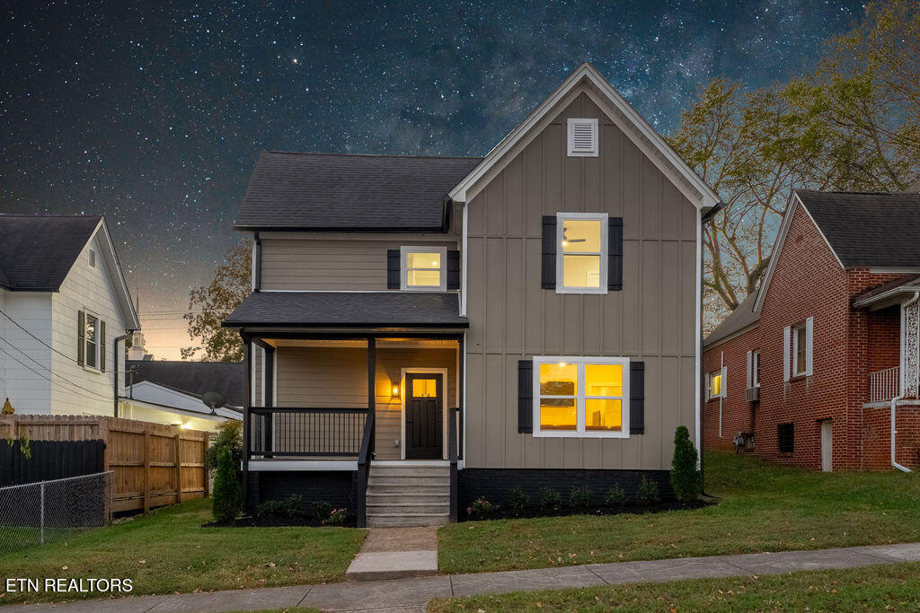 302 N B Street Lenoir City TN 37771